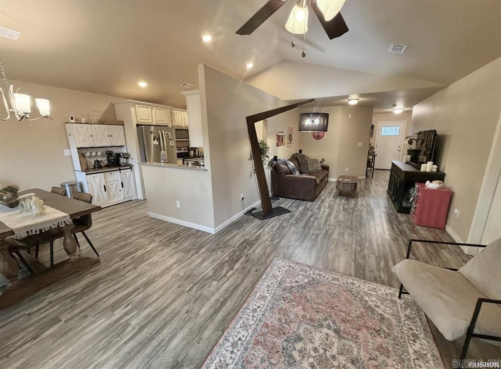 HICKORY HILL - Residential