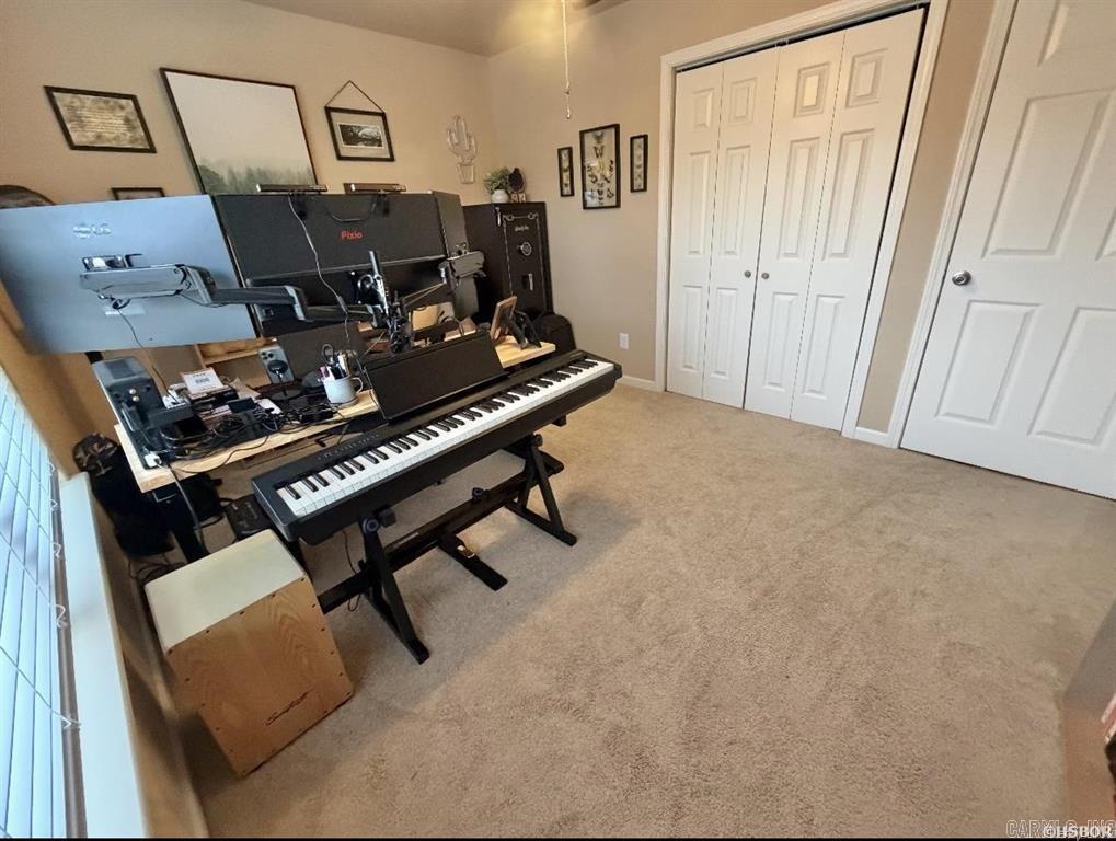 HICKORY HILL - Residential