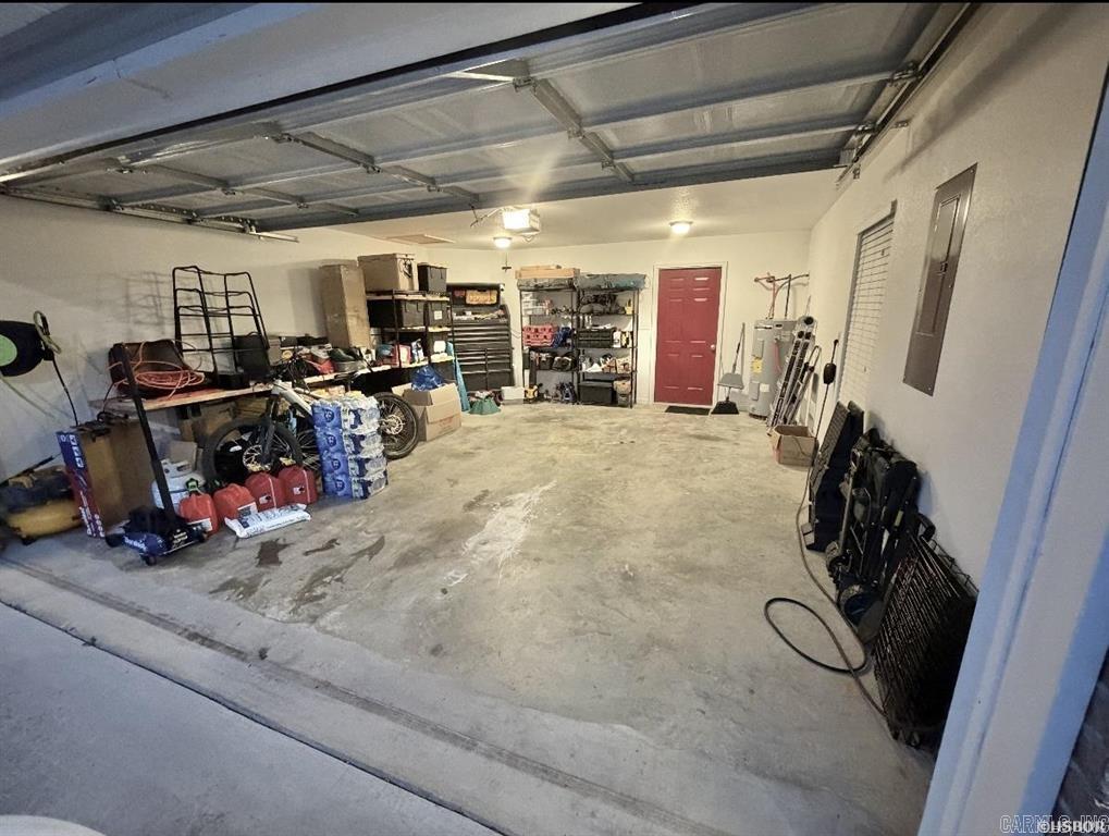 HICKORY HILL - Residential