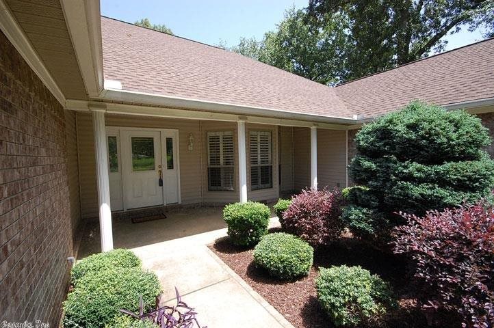 Eagle Shore - Residential