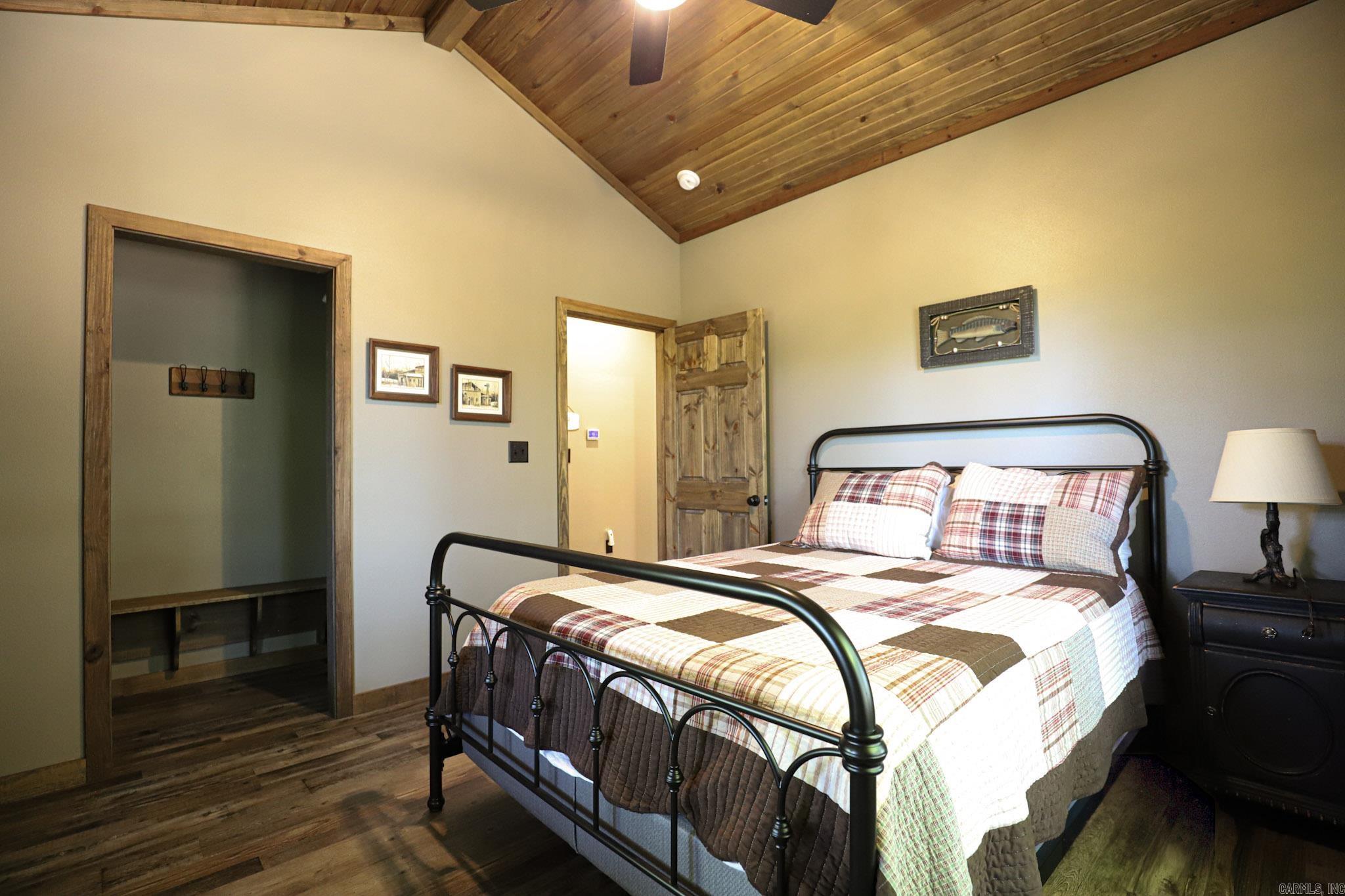 RIVER ROCK RANCH ESTATES - Residential