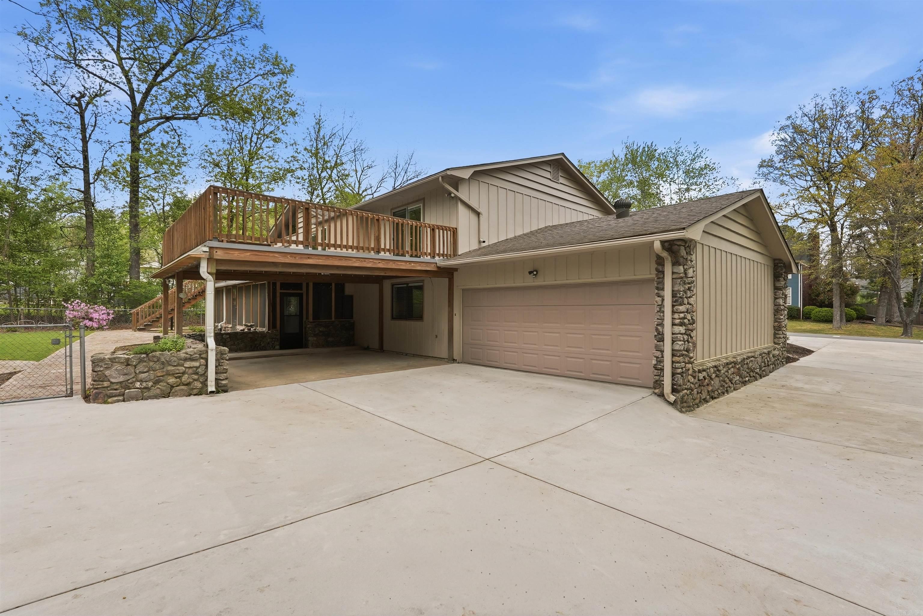 HILLSBOROUGH - Residential