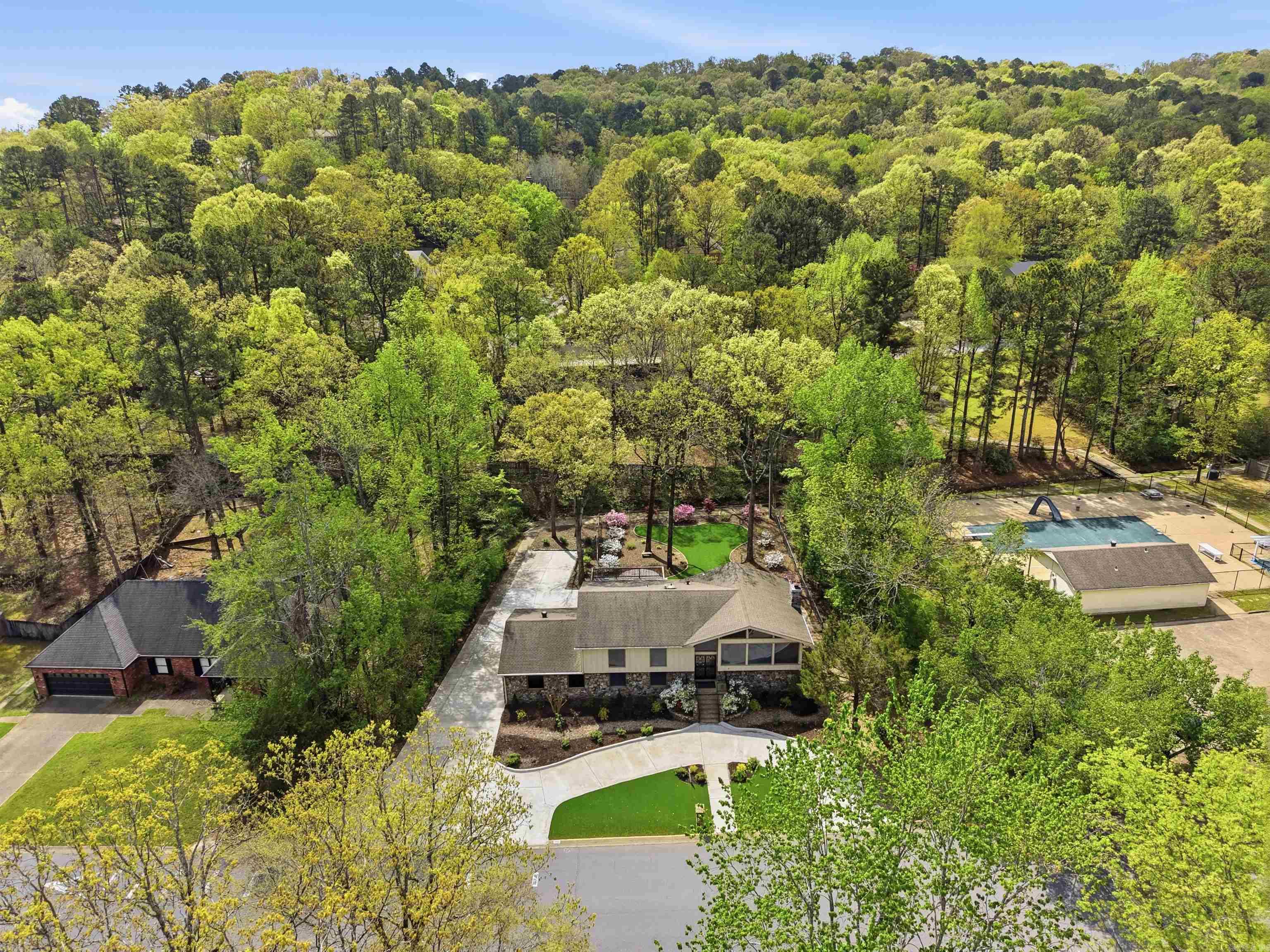 HILLSBOROUGH - Residential