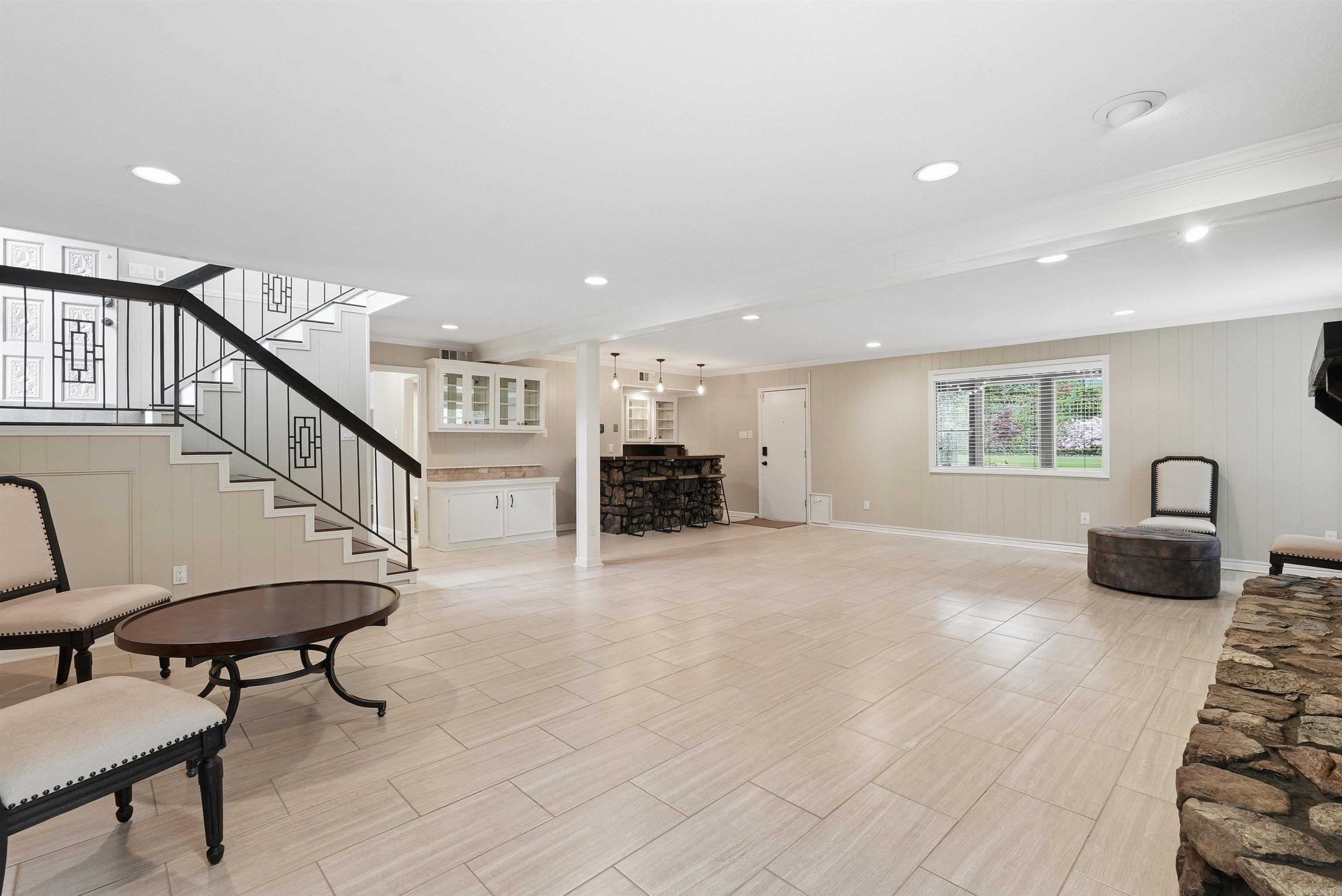 HILLSBOROUGH - Residential