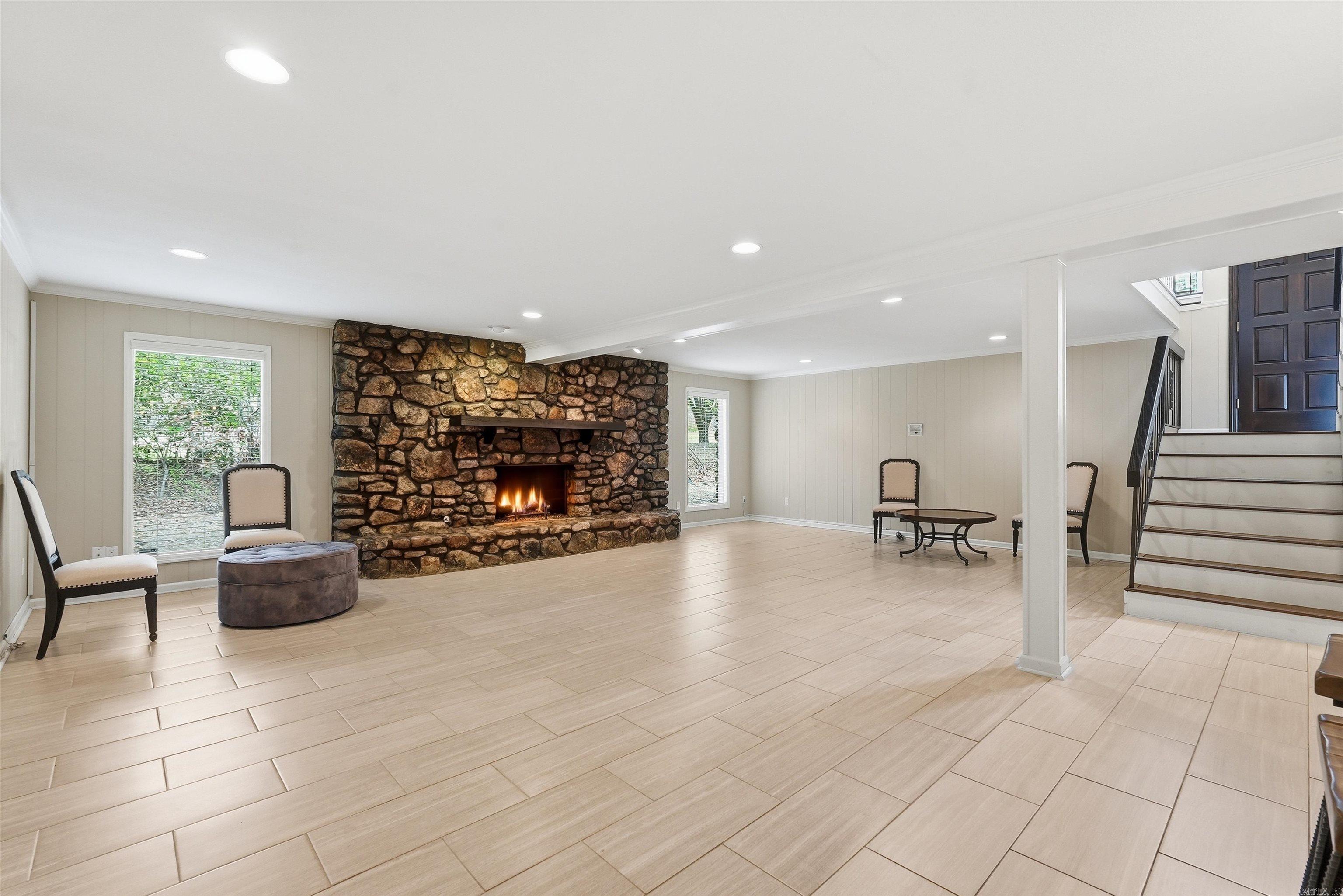 HILLSBOROUGH - Residential