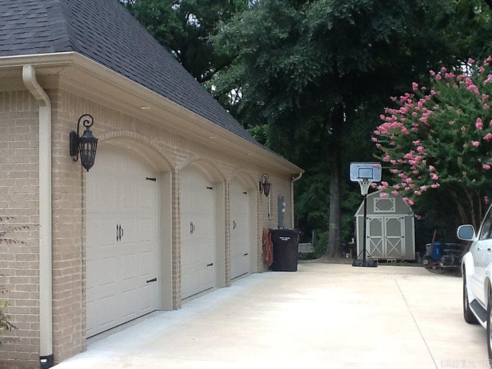 Crestwood Annex - Residential