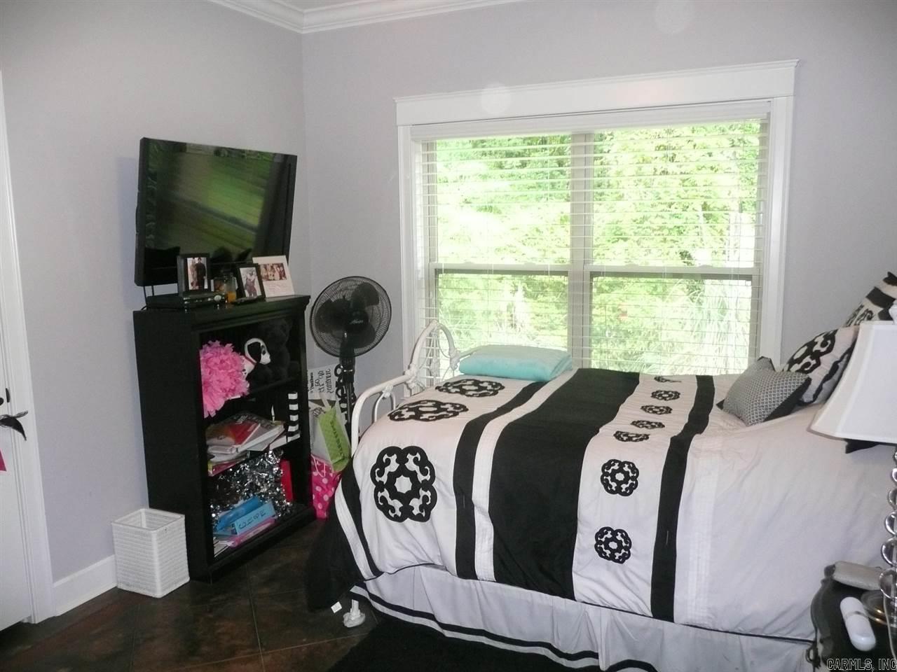 Crestwood Annex - Residential