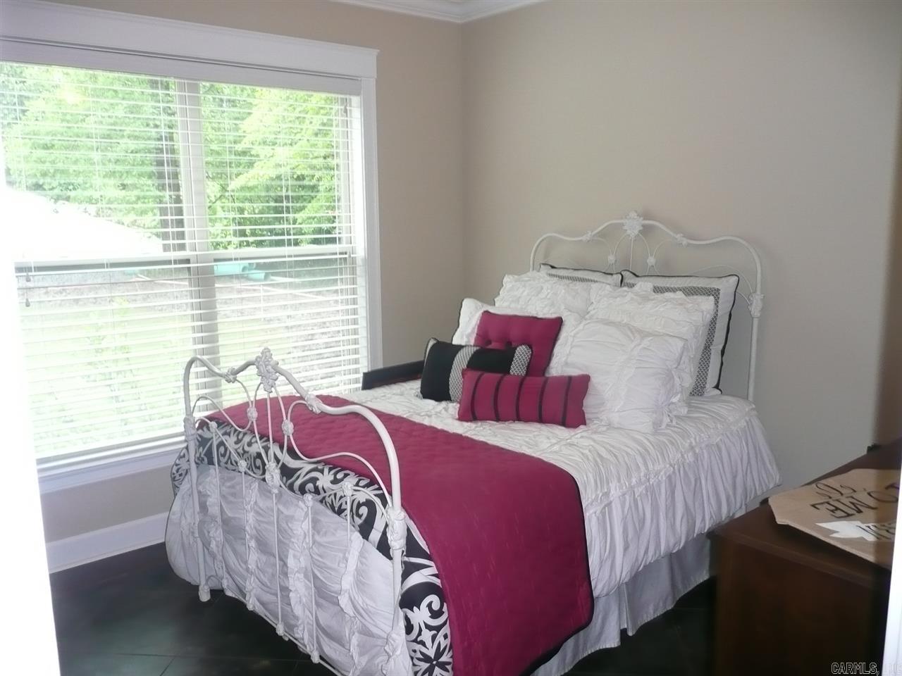 Crestwood Annex - Residential