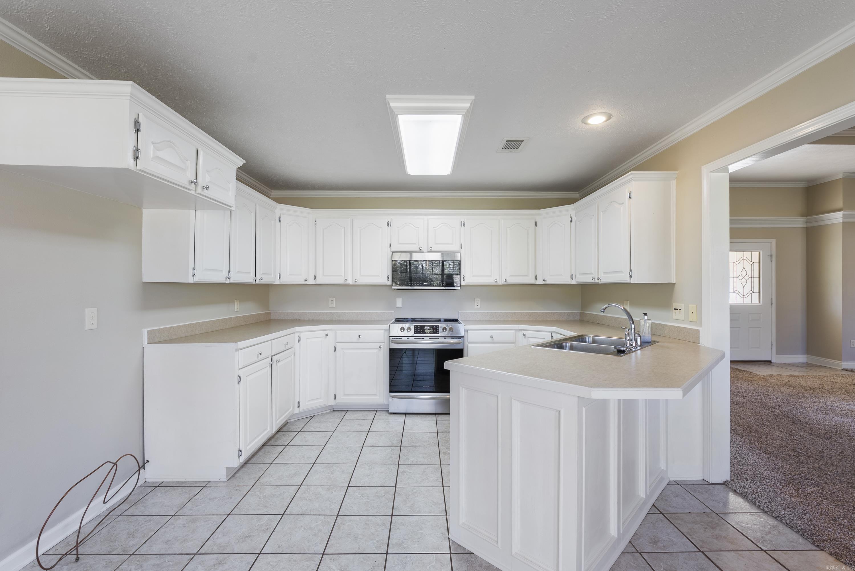 CORNERSTONE NORTH - Residential