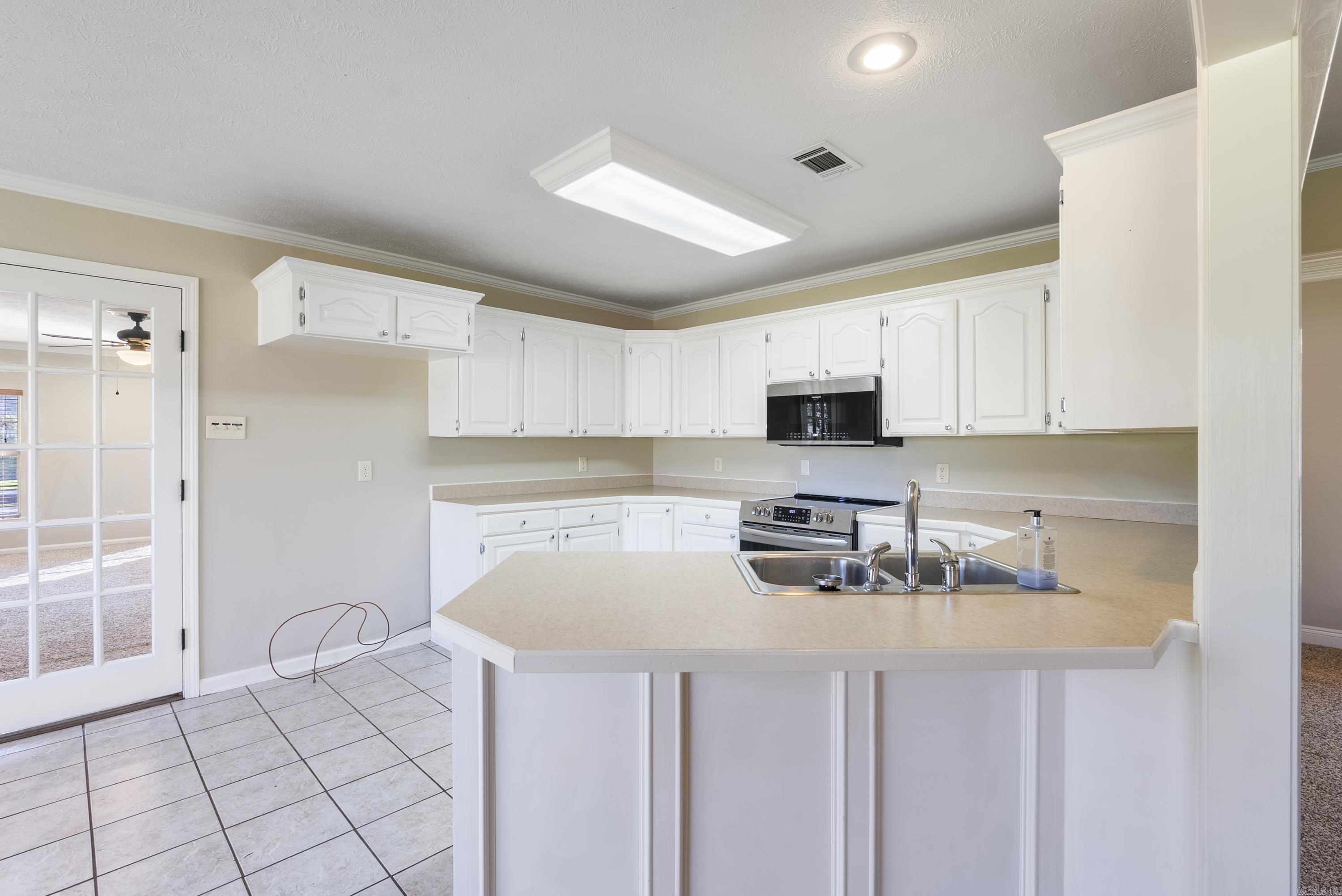 CORNERSTONE NORTH - Residential