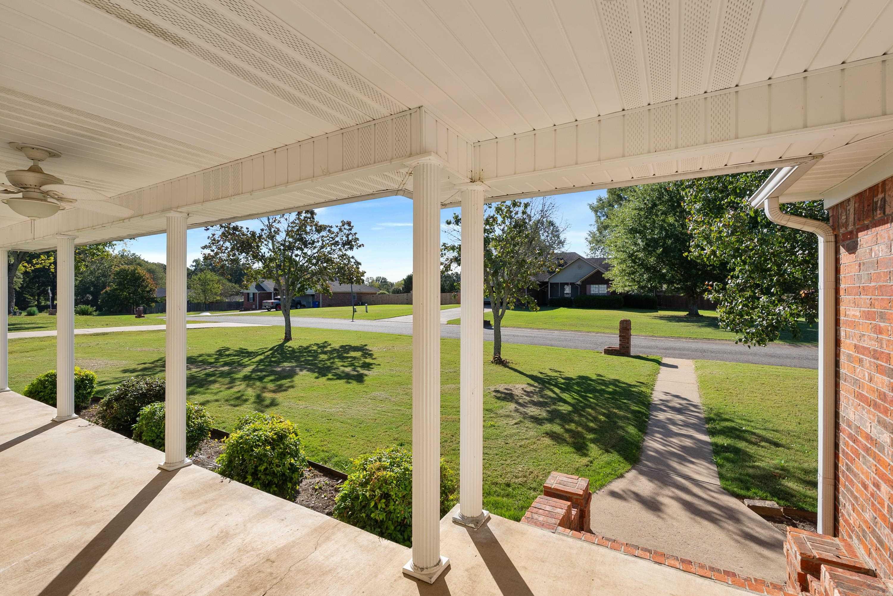 CORNERSTONE NORTH - Residential