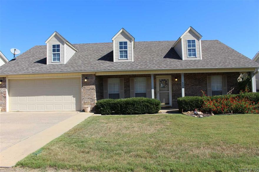 Take a look at this trendy home, its just waiting for a new owner.  This 3/2 is in Harmony Grove school district it has crown molding, 9 foot ceiling in living room.  Features a large kitchen w/lots of cabinets w pull out drawers,lazy susan,pantry . Split bedrooms with a over sized master.  Covered back porch with landscaped yard is perfect for family cookouts. Neighborhood lake for fishing,wooded walking trails and a playground.