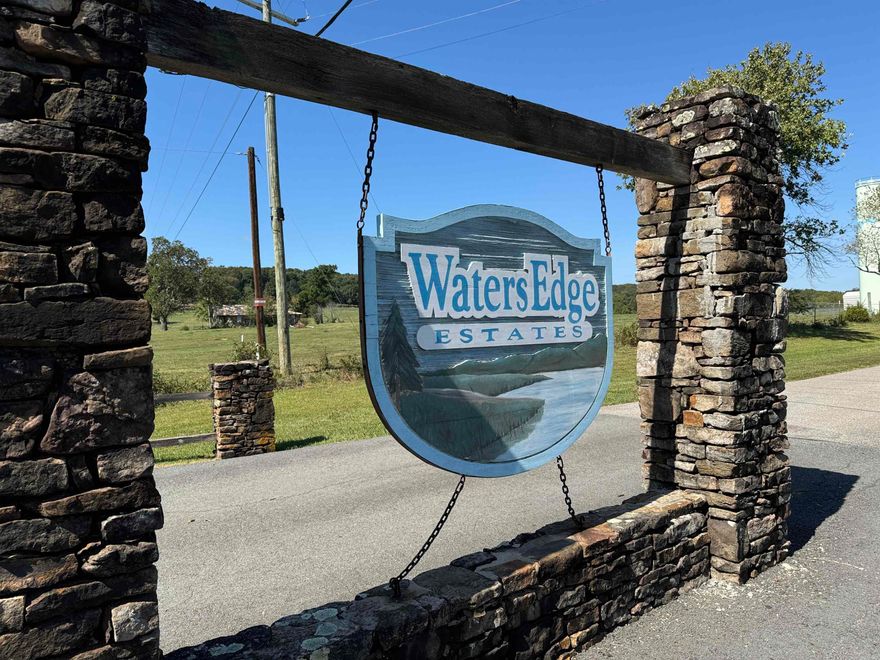 You better get it while you can. Big parcels of land don't come up for sale very often around the town of Greers Ferry. This property has some lake frontage and lakeview.