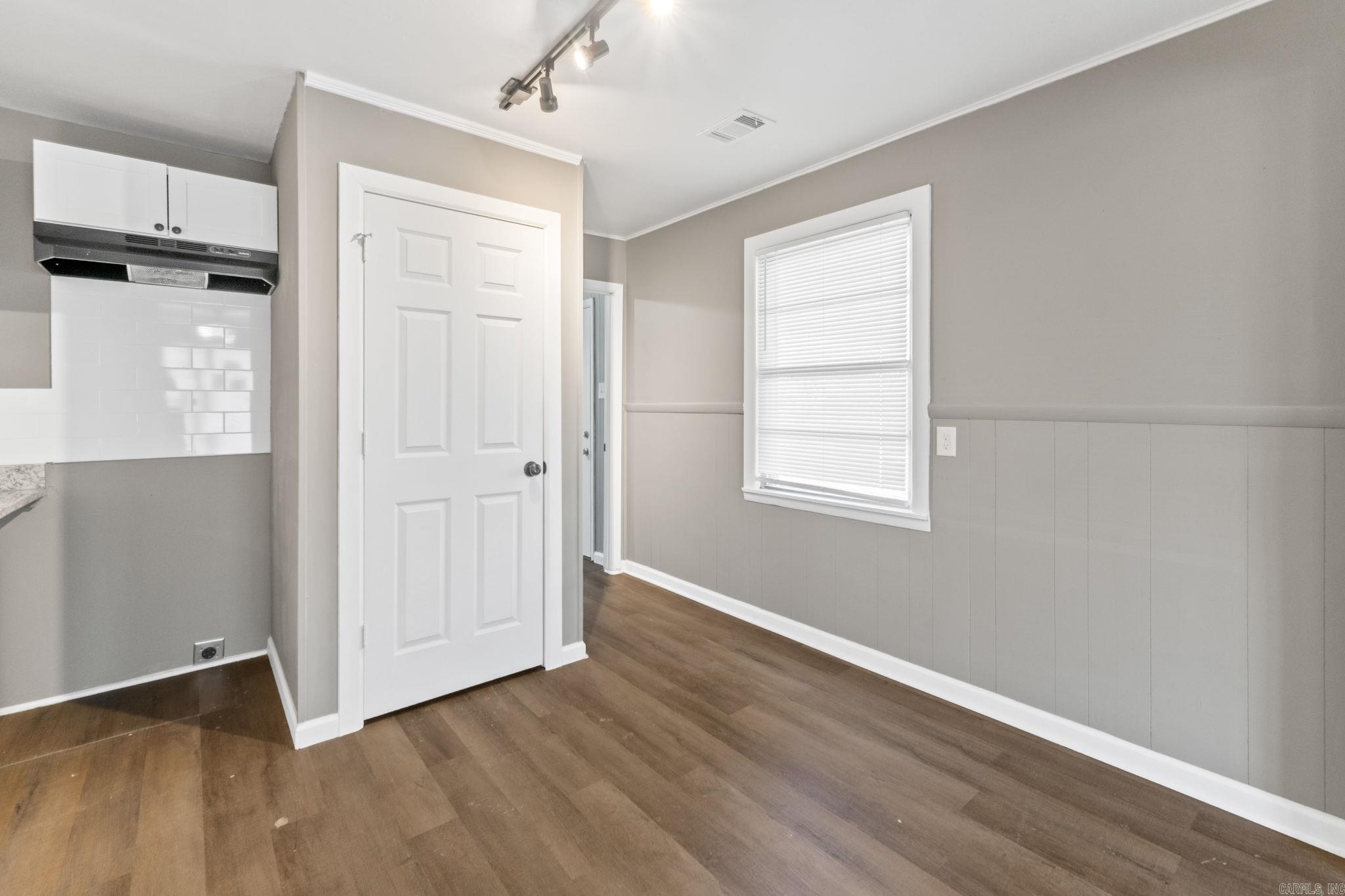 CAMP ROBINSON ADDN - Residential