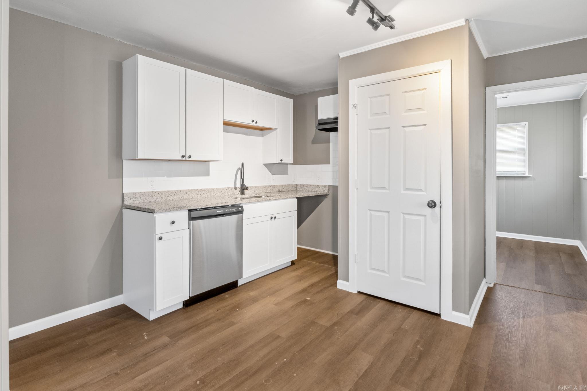 CAMP ROBINSON ADDN - Residential