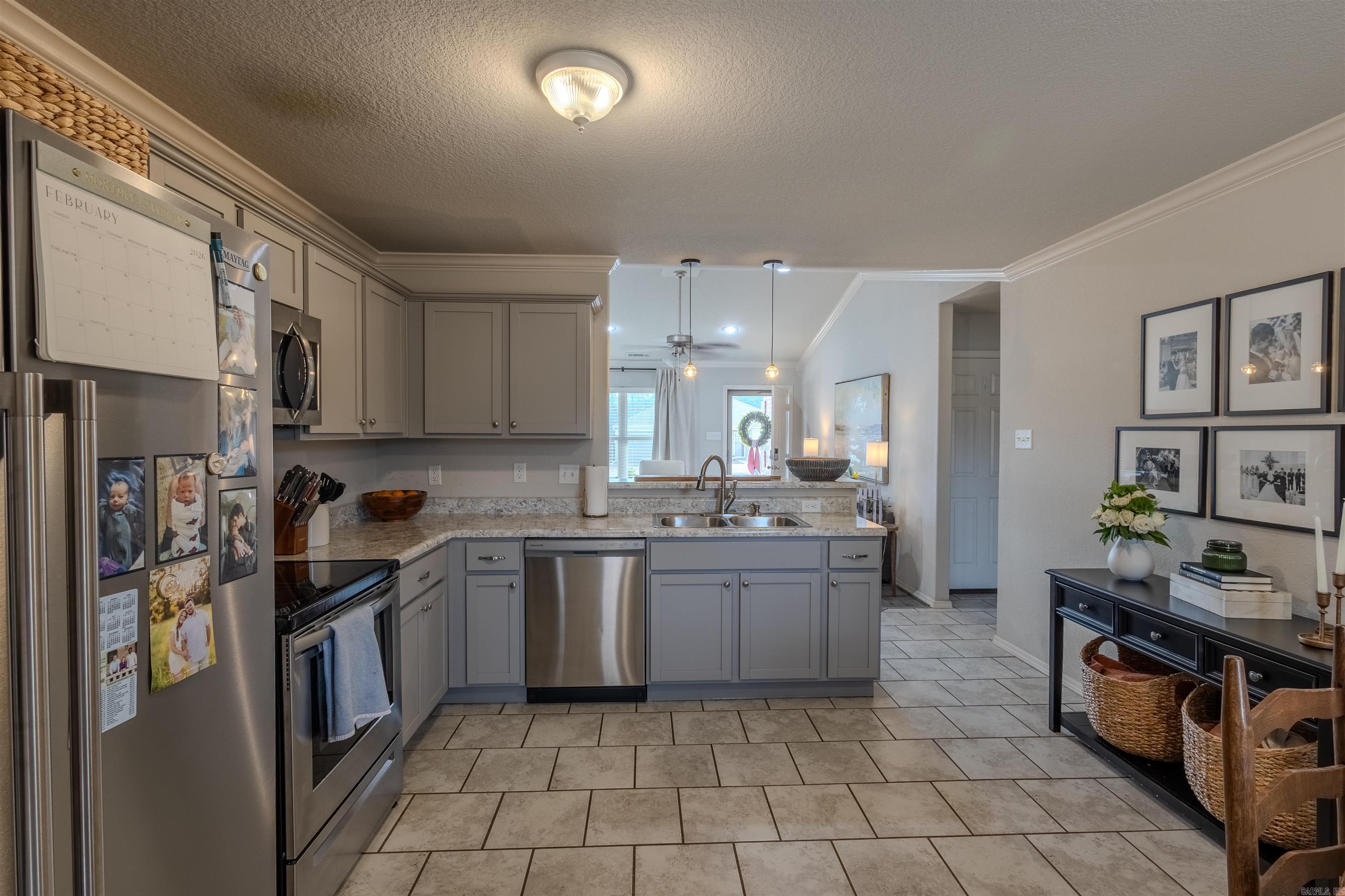 MEADOWS EDGE - Residential