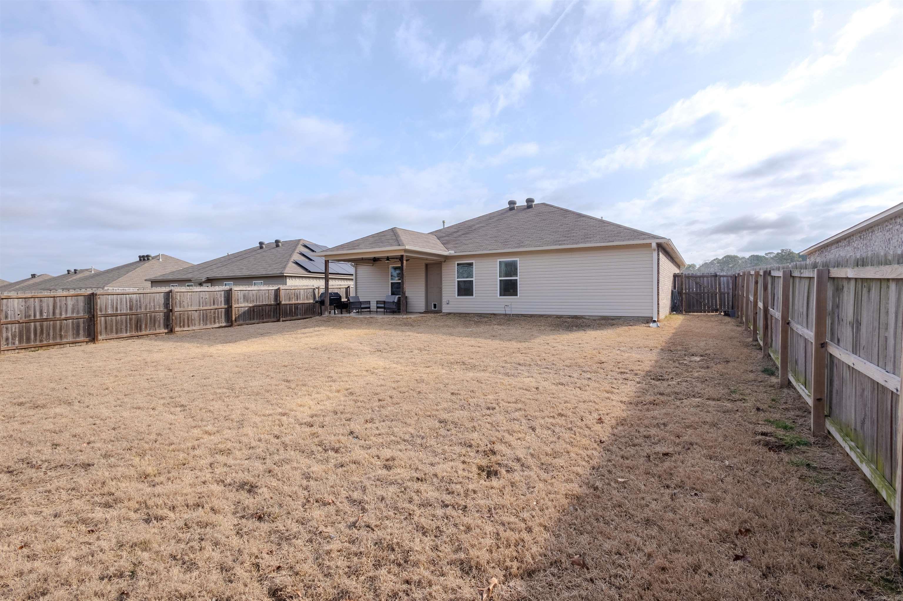 MEADOWS EDGE - Residential