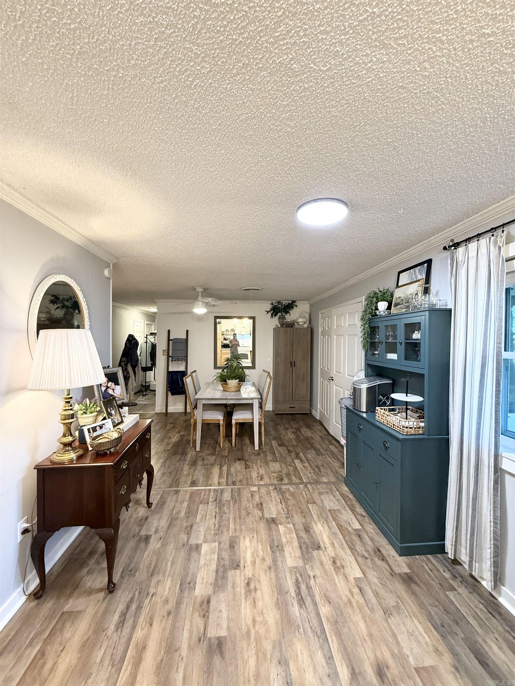 Sunny Hil - Residential