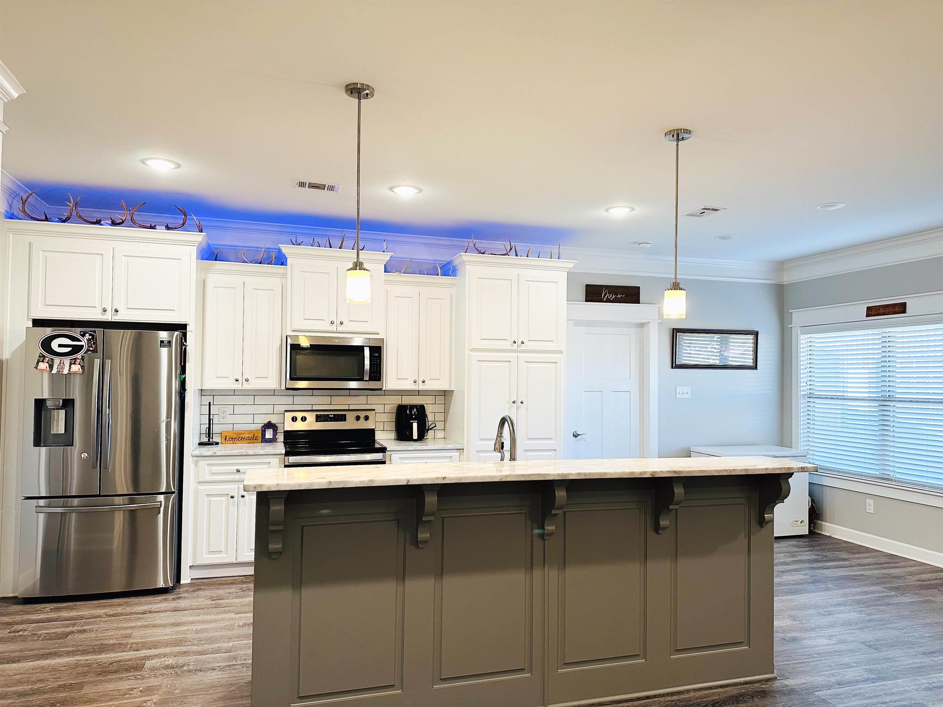 MOUNT TABOR ESTATES - Residential