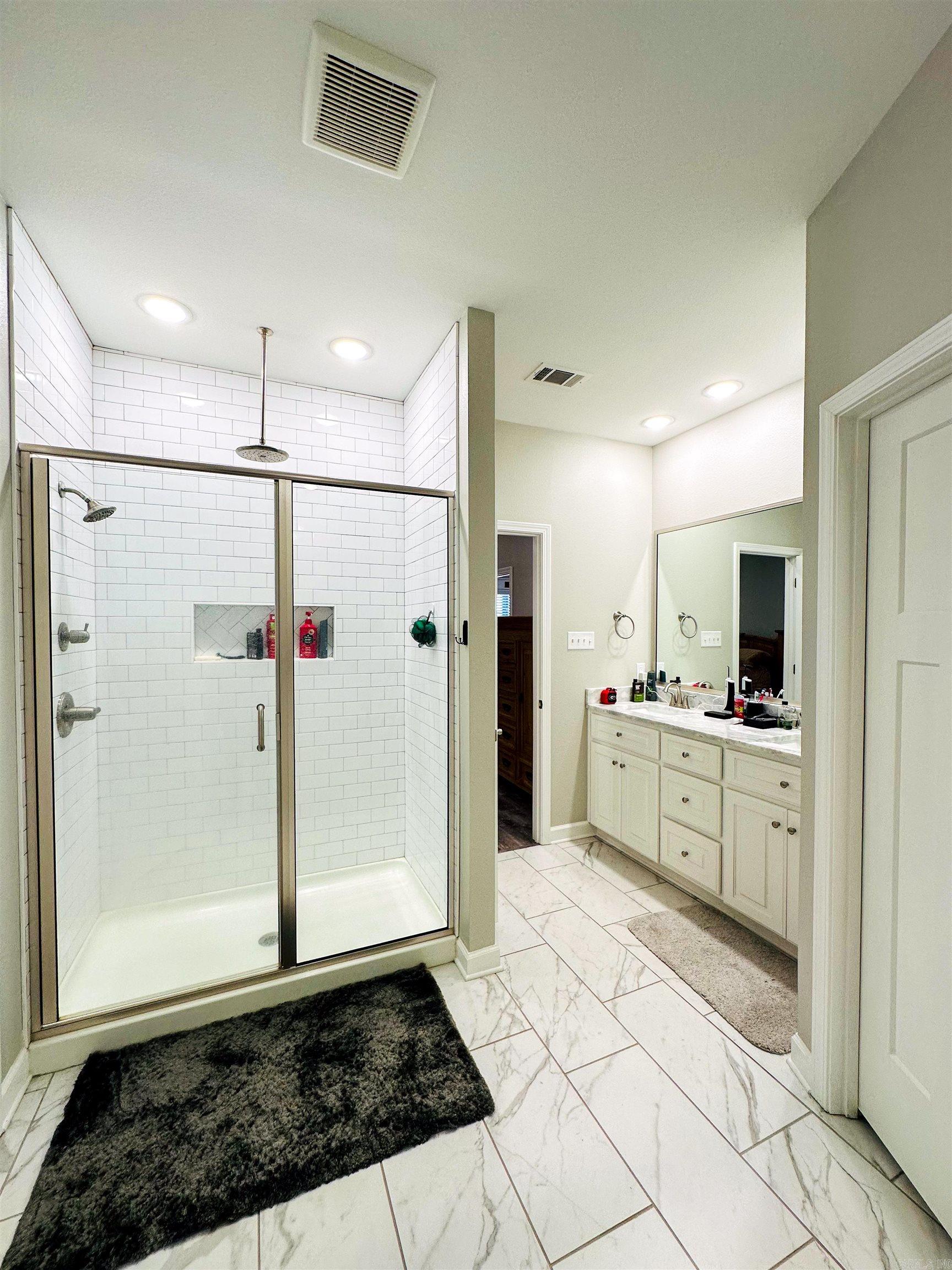 MOUNT TABOR ESTATES - Residential