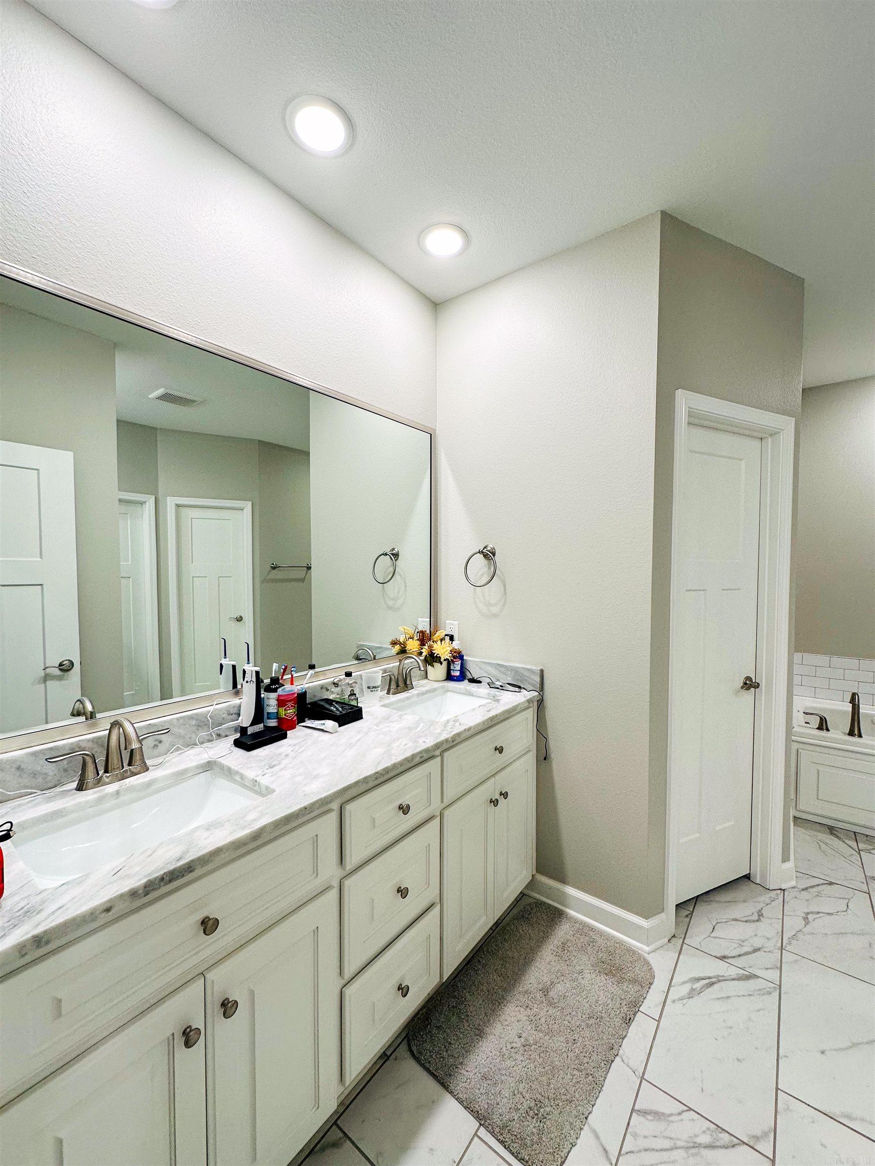 MOUNT TABOR ESTATES - Residential