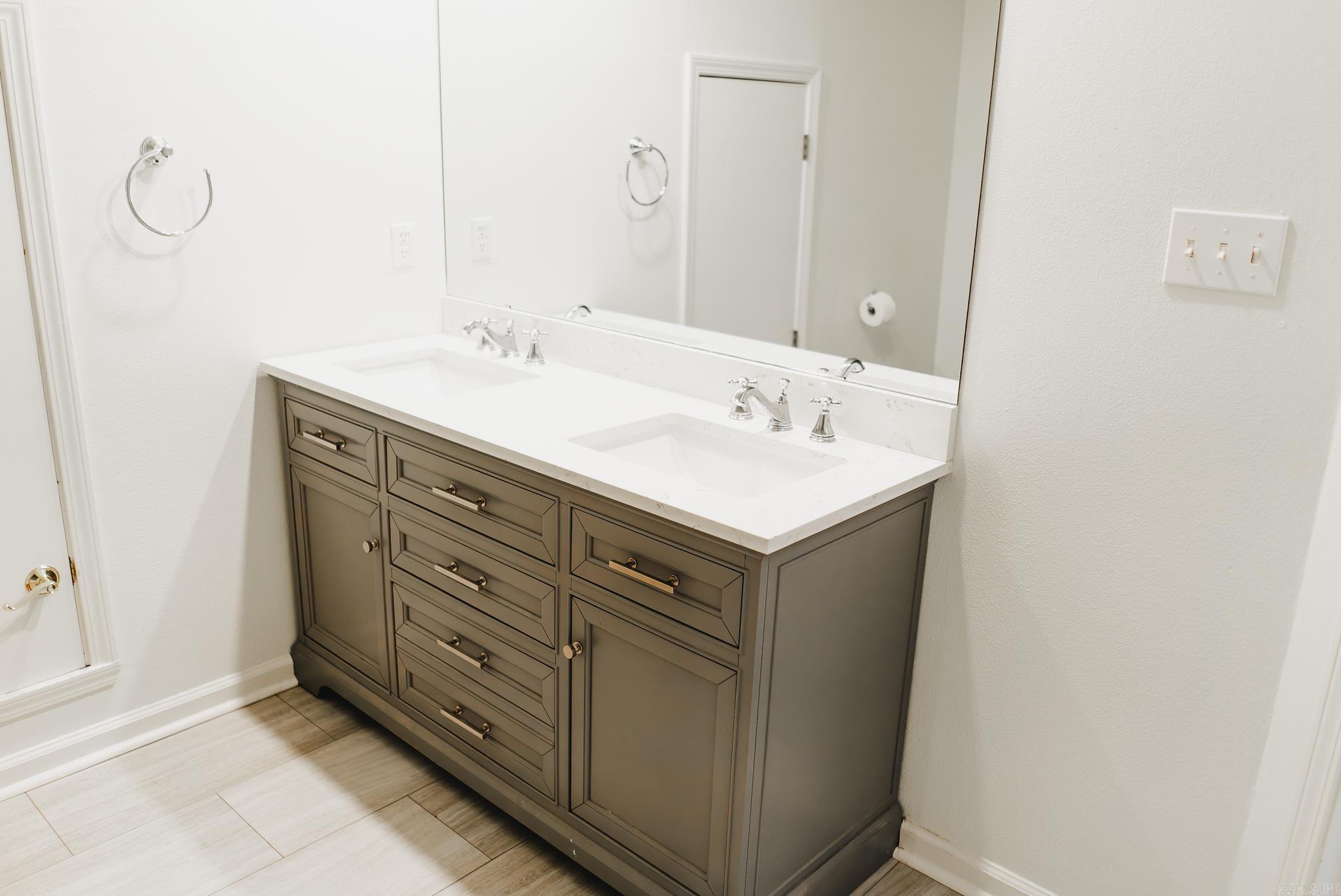 Kenwood Estates - Residential