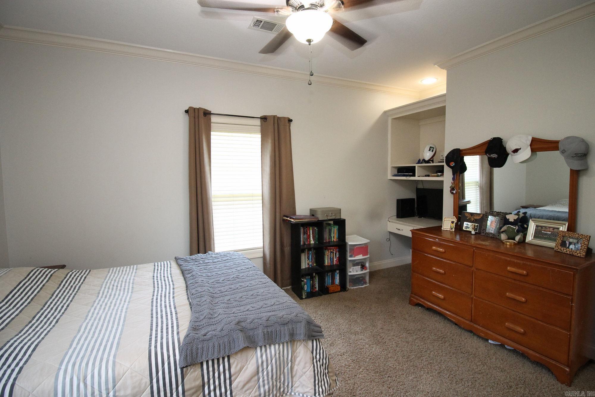 Fairway Oaks - Residential