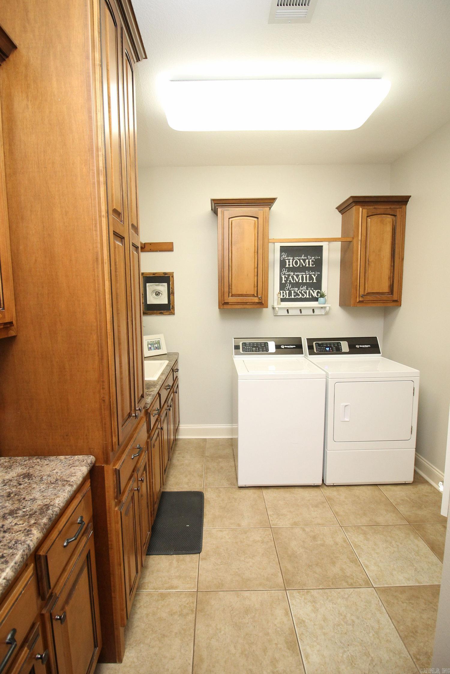 Fairway Oaks - Residential
