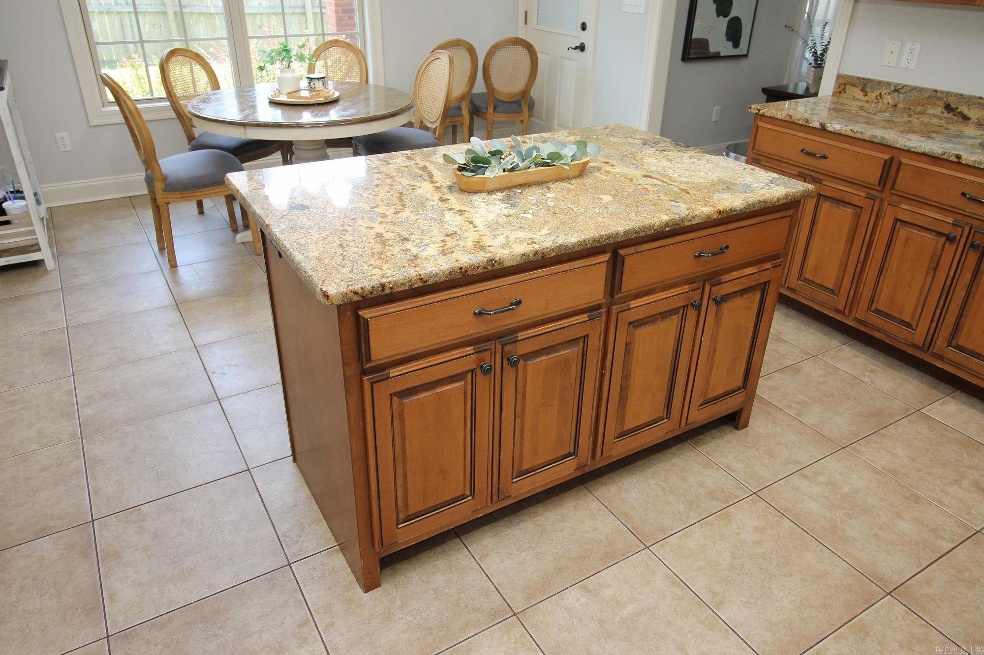 Fairway Oaks - Residential