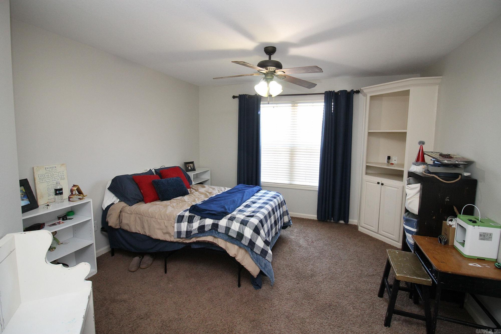 Fairway Oaks - Residential
