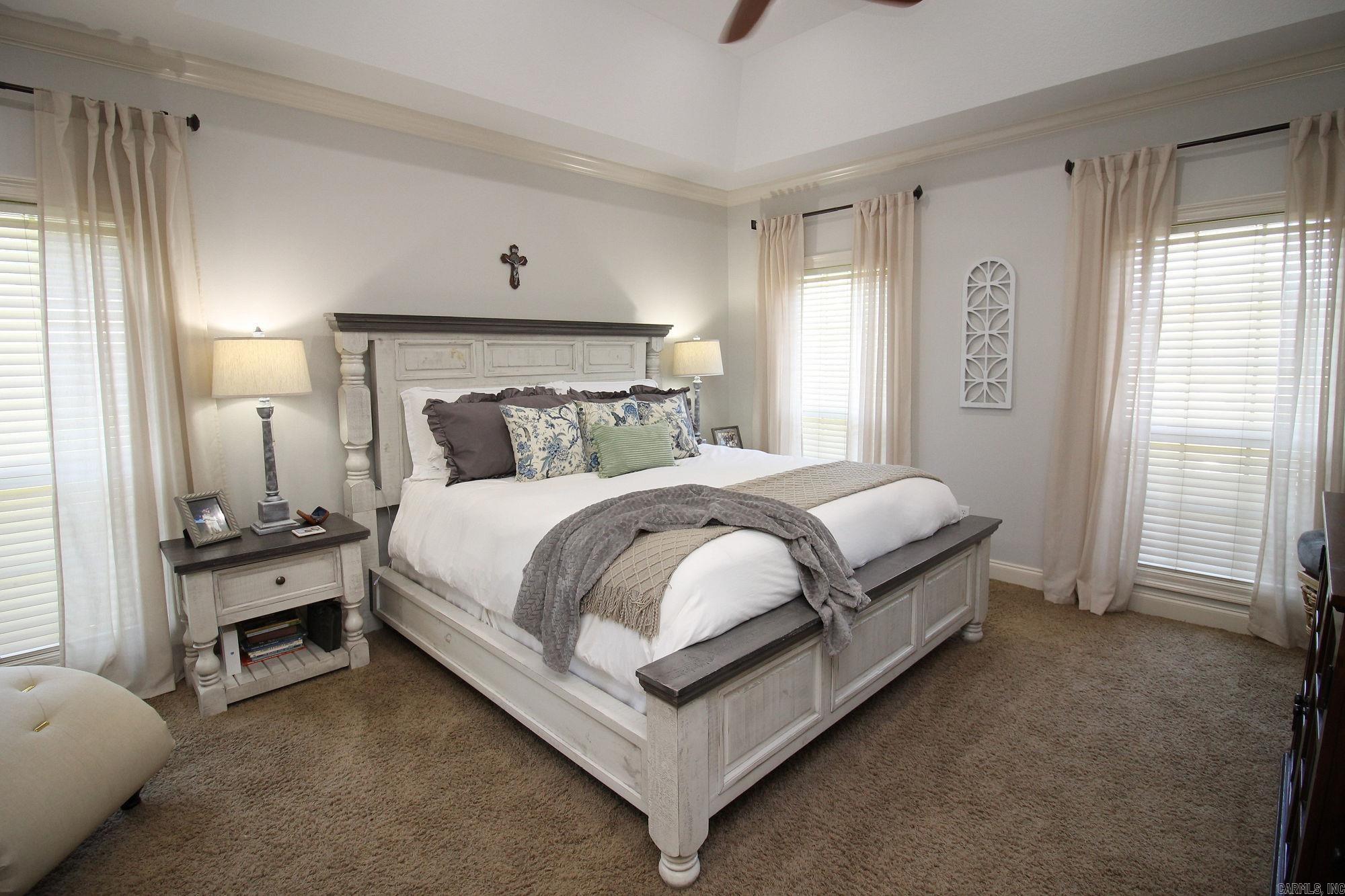 Fairway Oaks - Residential