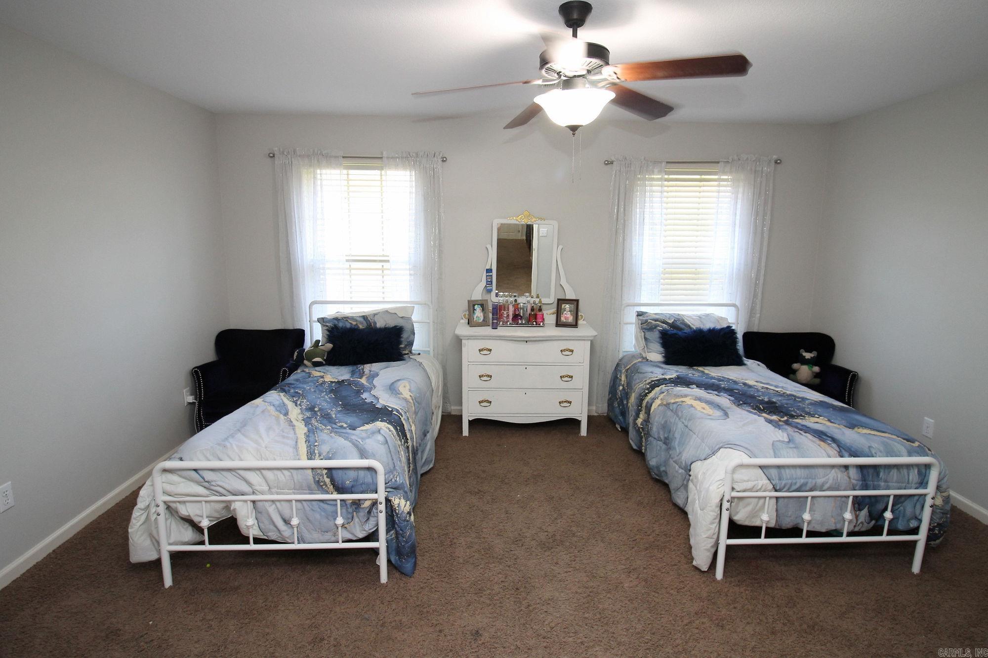 Fairway Oaks - Residential