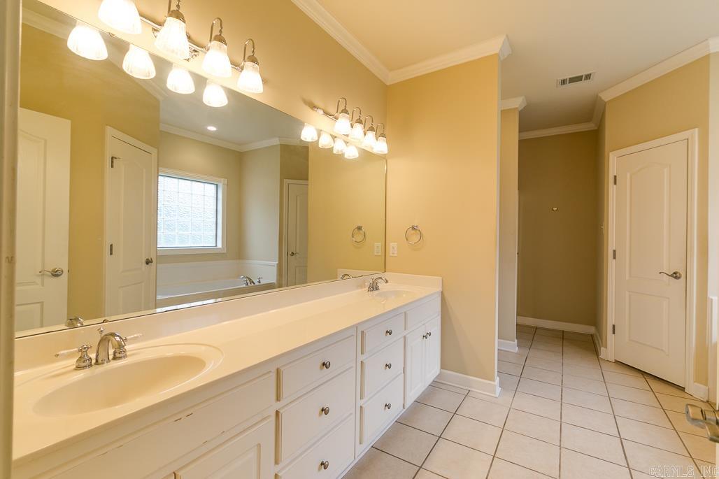 THE WILLOWS - Residential