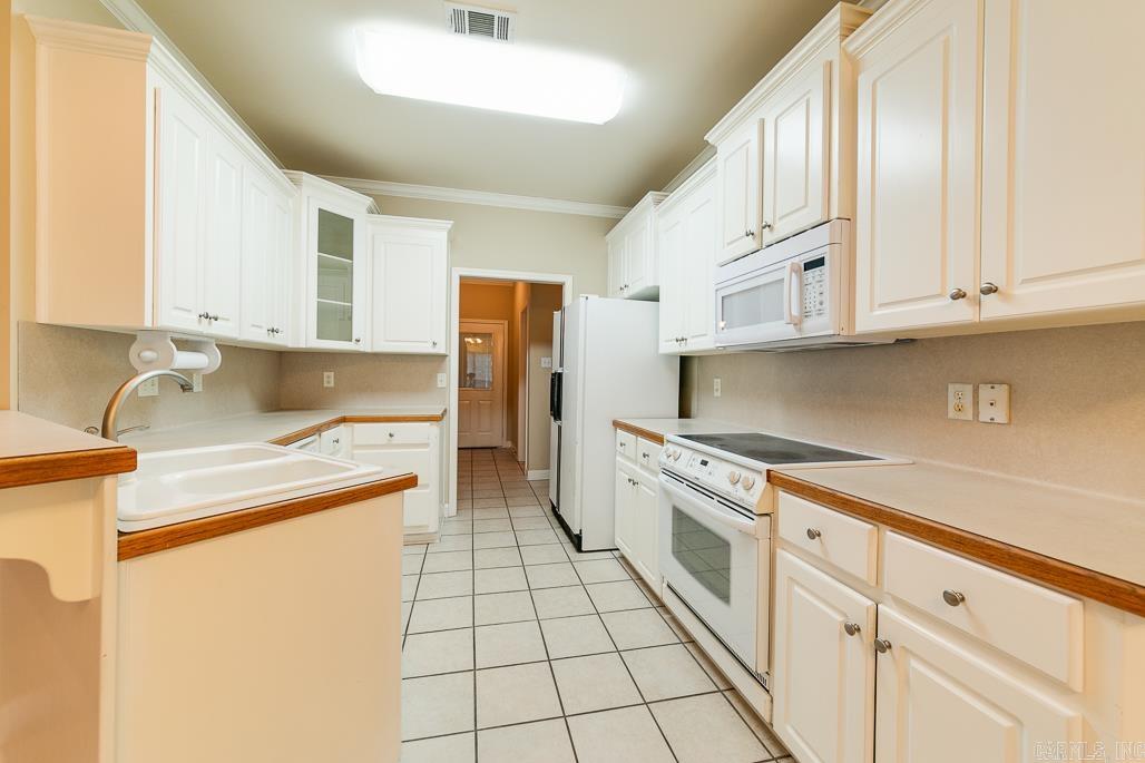 THE WILLOWS - Residential