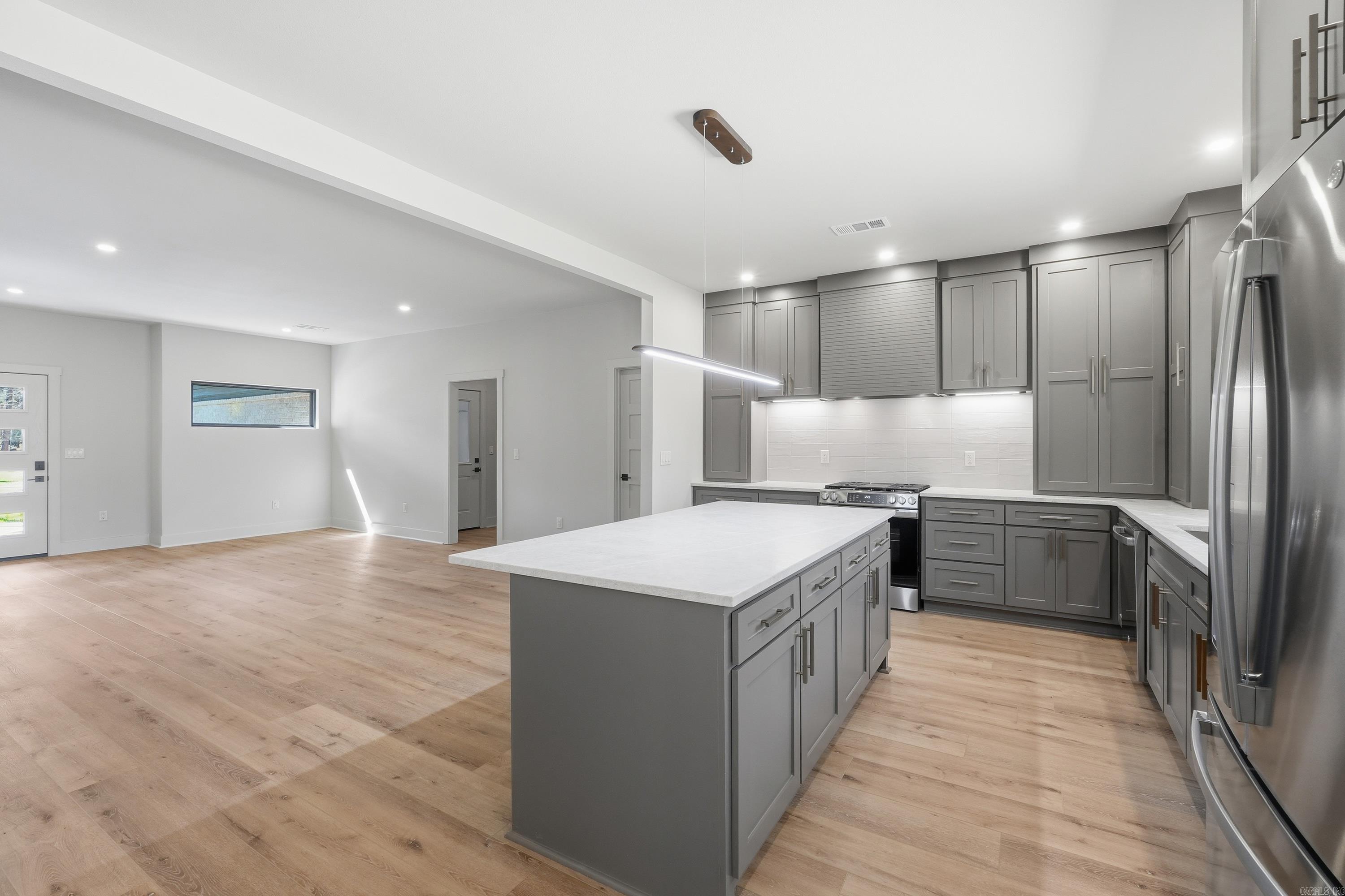 GRAND ISLE - Residential