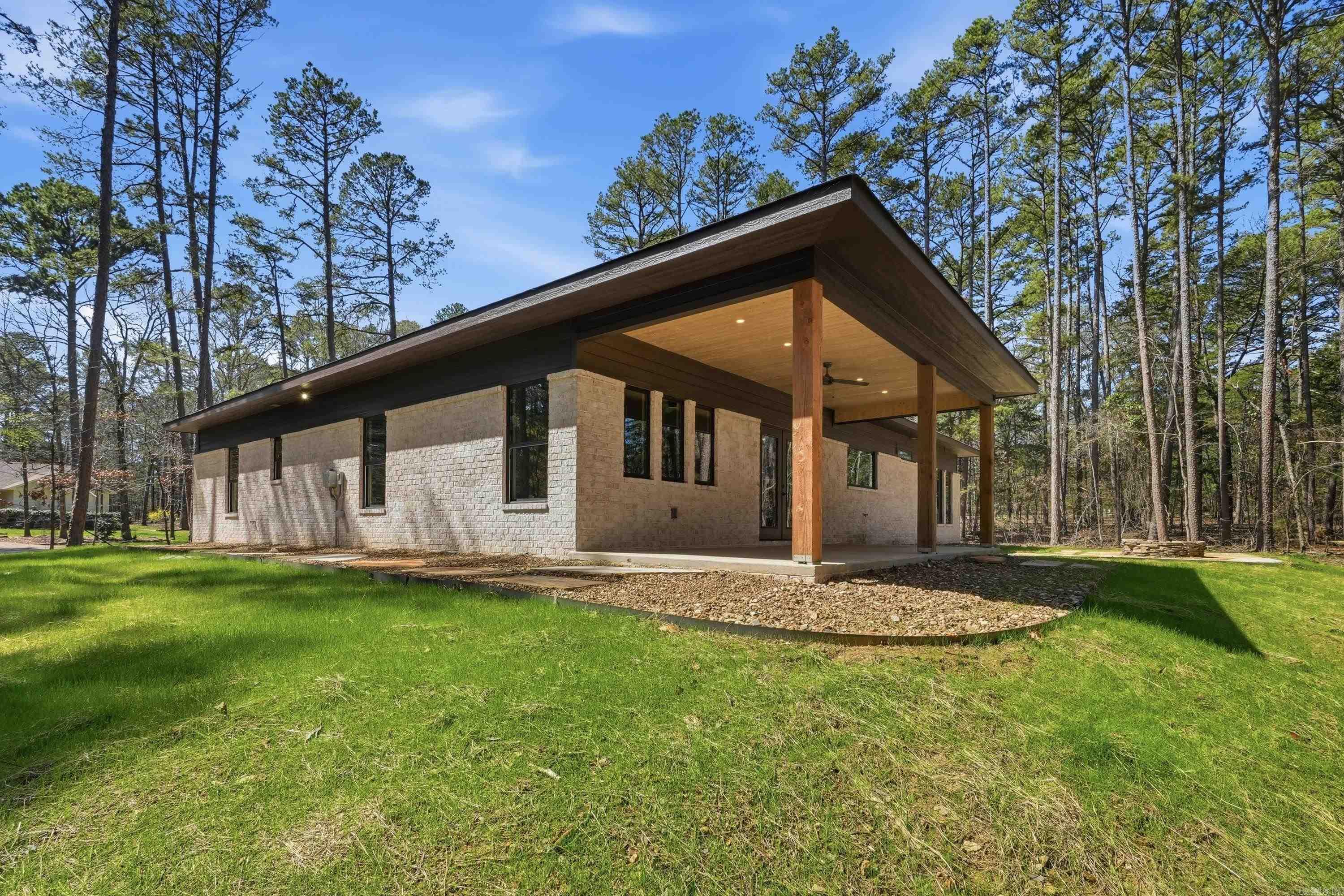 GRAND ISLE - Residential