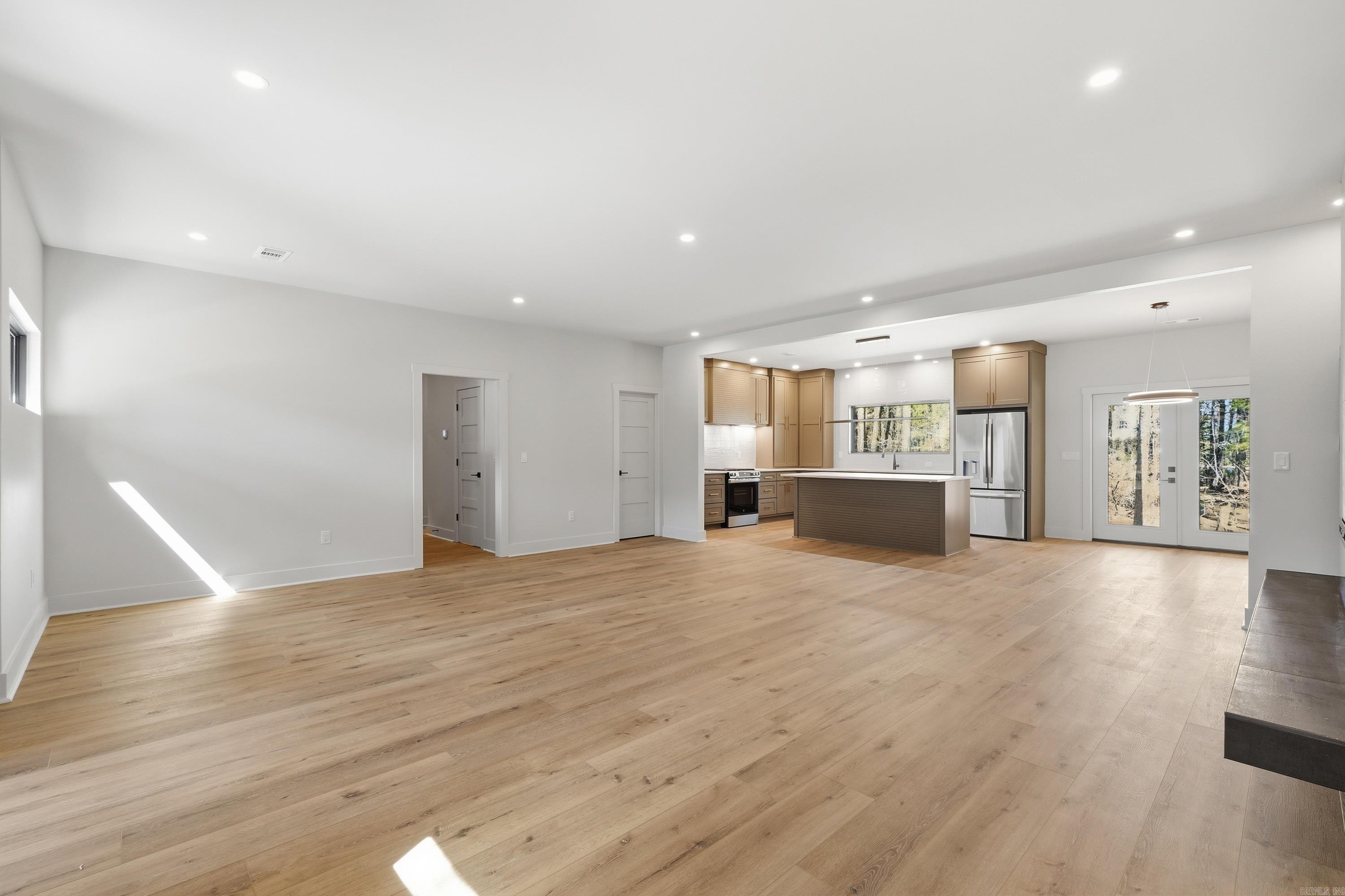 GRAND ISLE - Residential