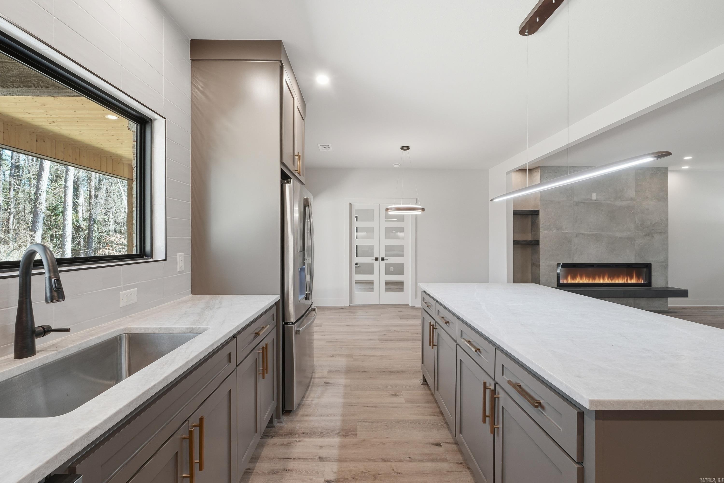 GRAND ISLE - Residential