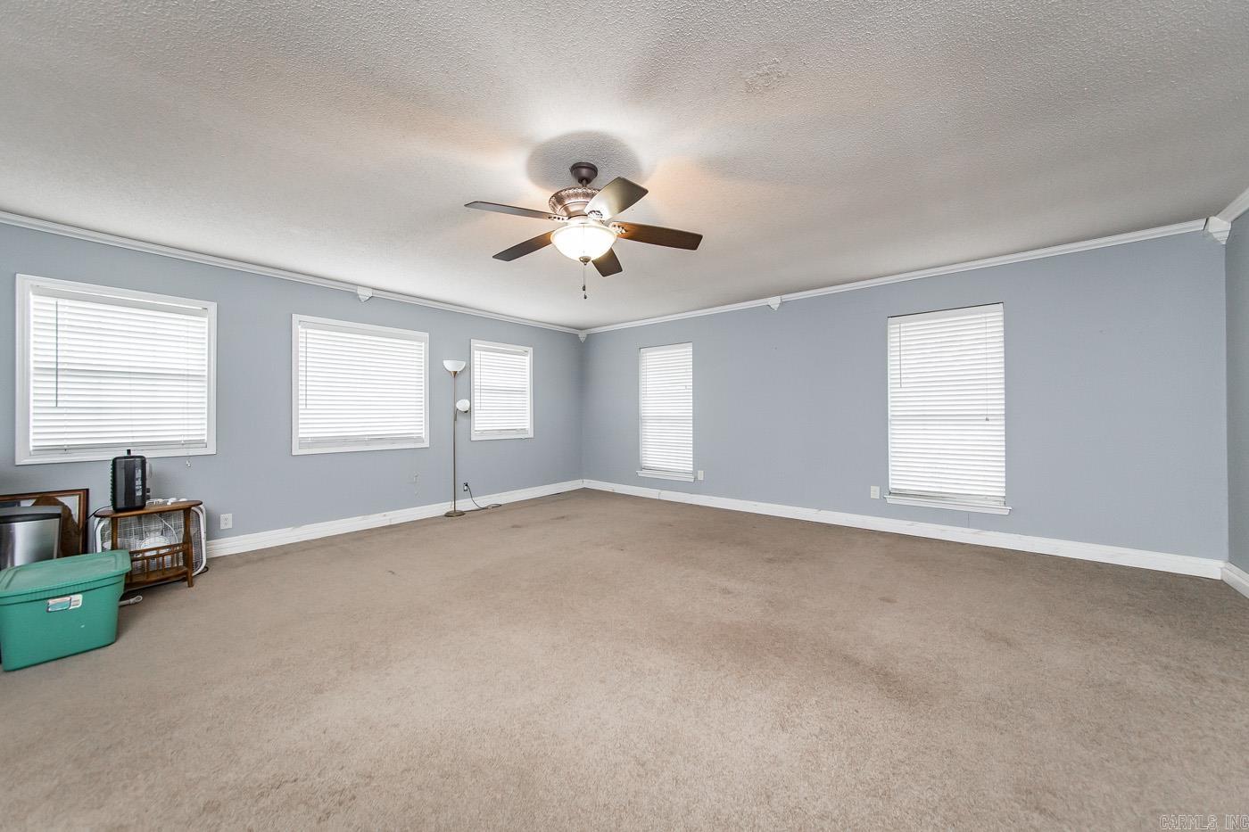 DEERFIELD ESTATES - Residential