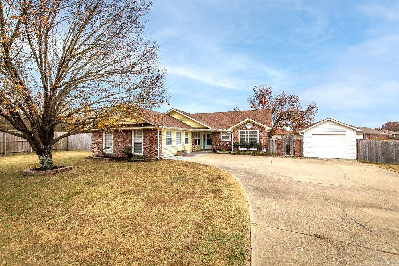 DEERFIELD ESTATES - Residential