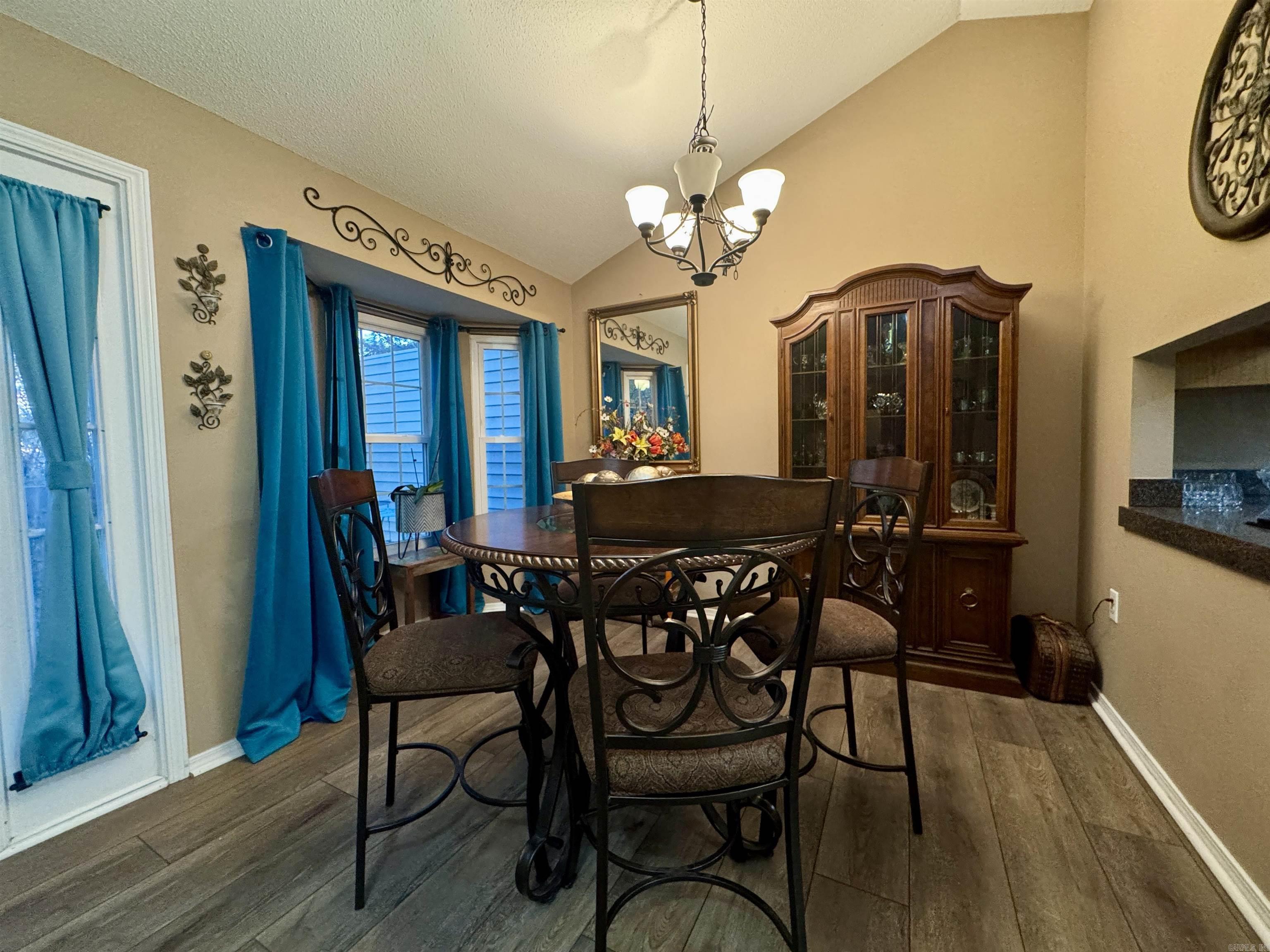 BRENTWOOD - Residential