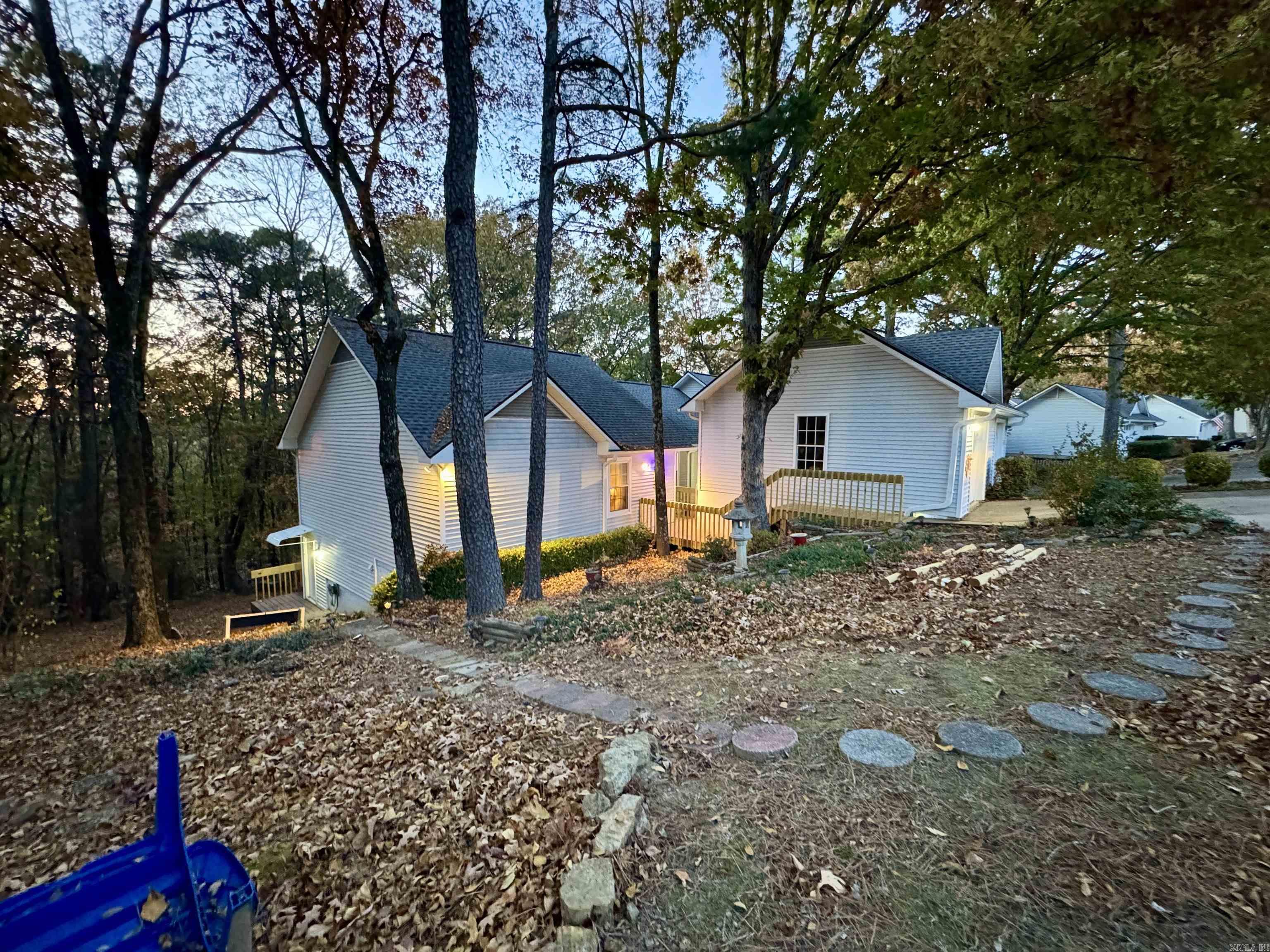 BRENTWOOD - Residential