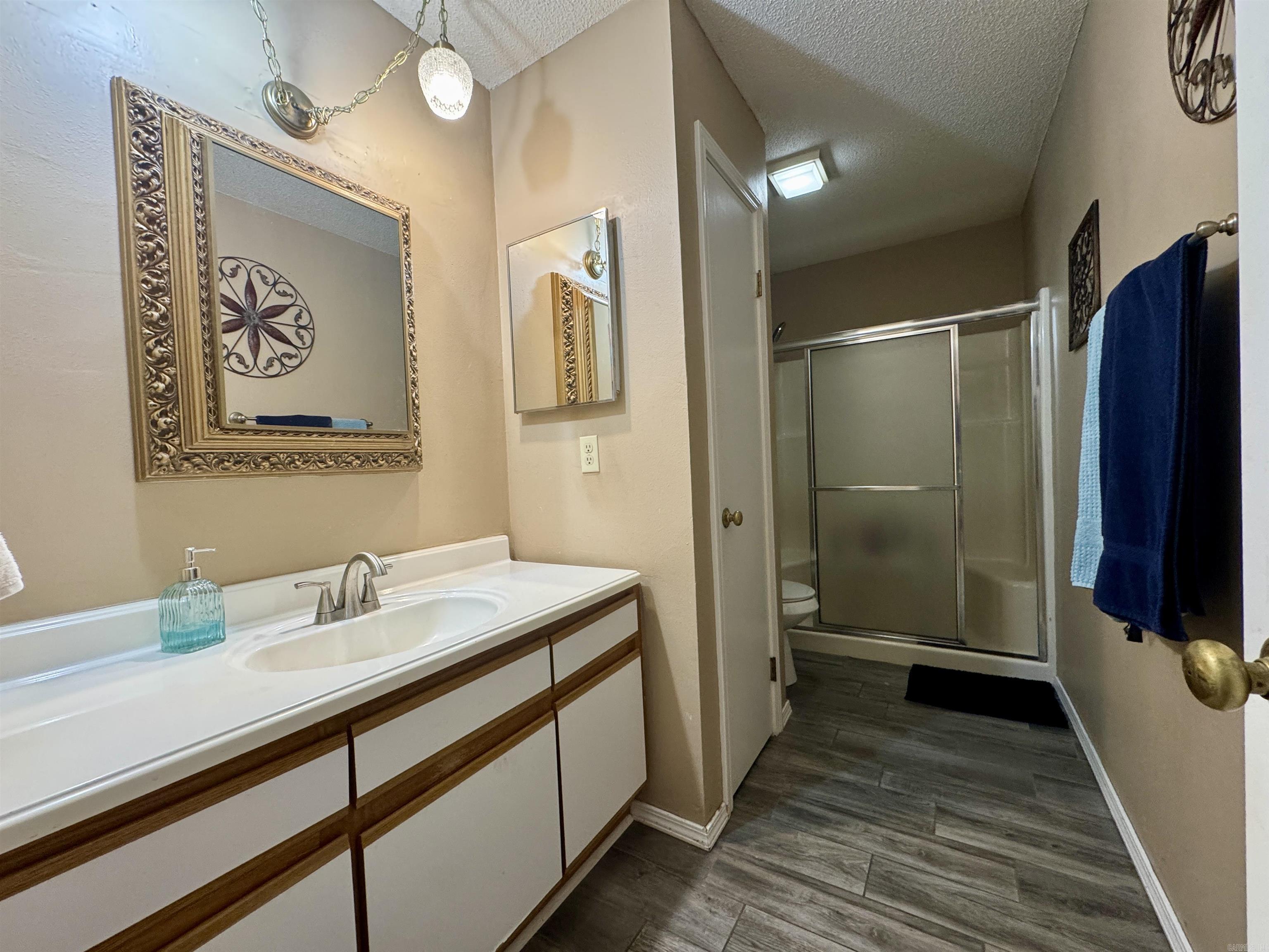 BRENTWOOD - Residential