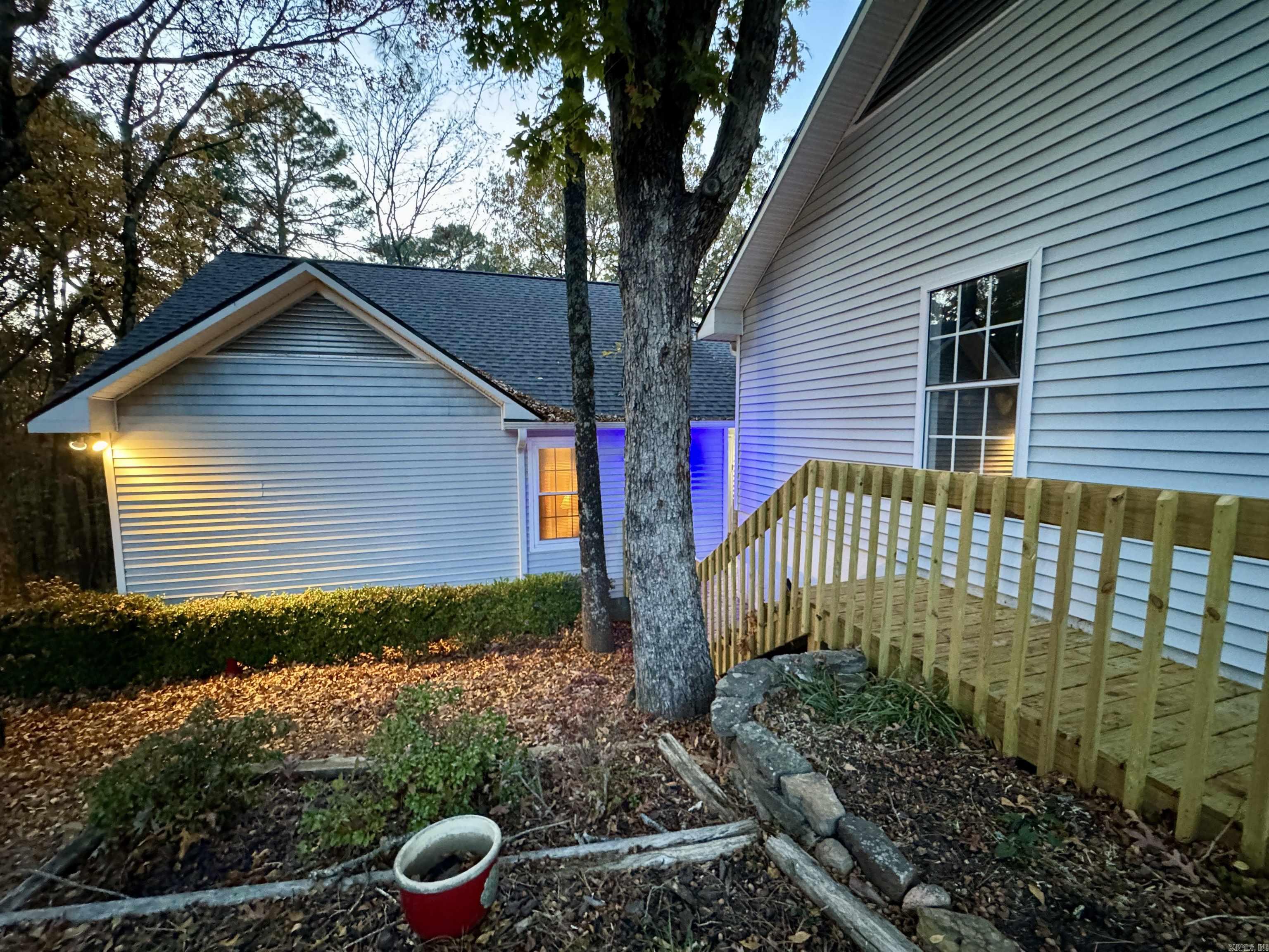 BRENTWOOD - Residential