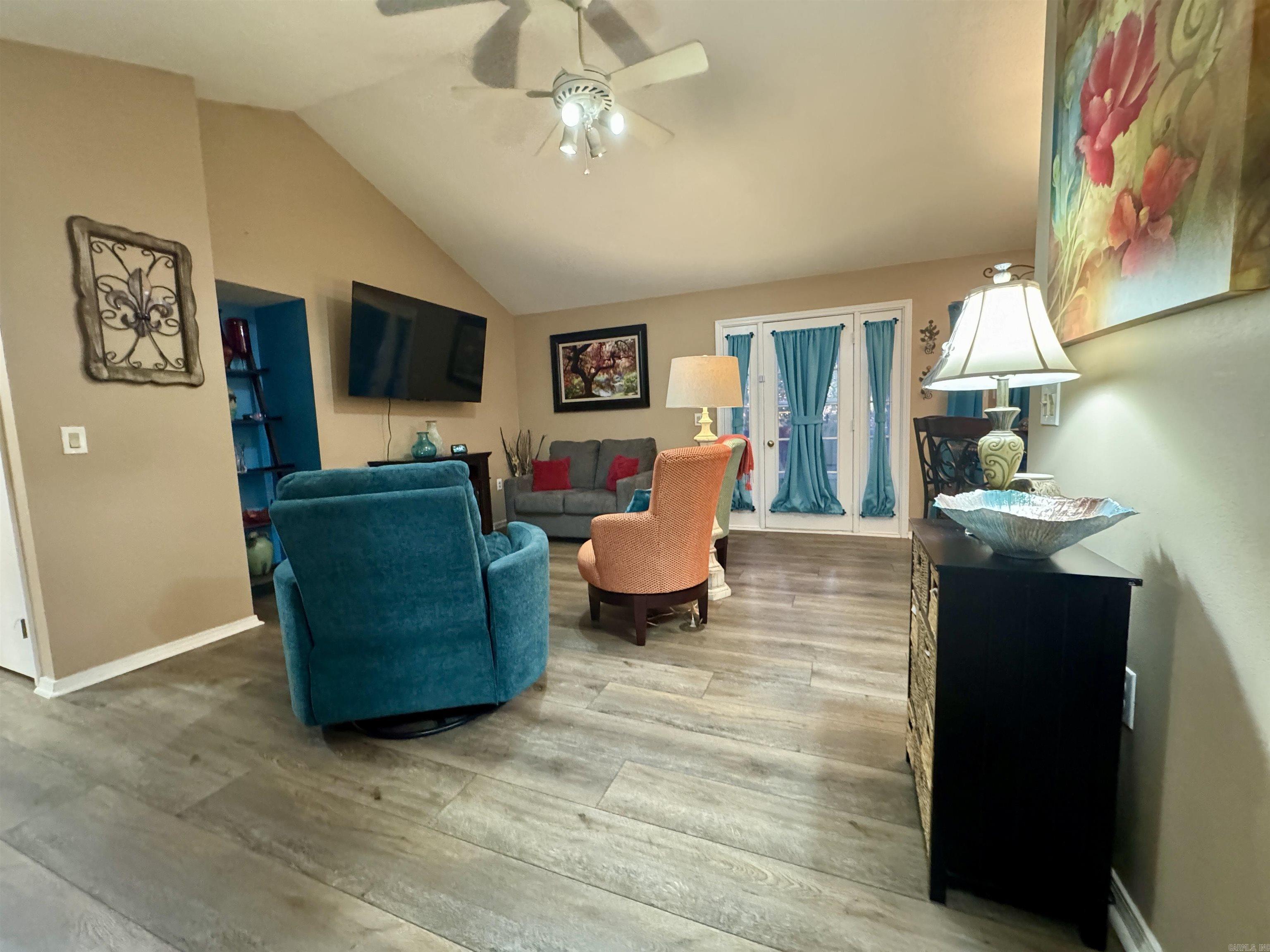 BRENTWOOD - Residential