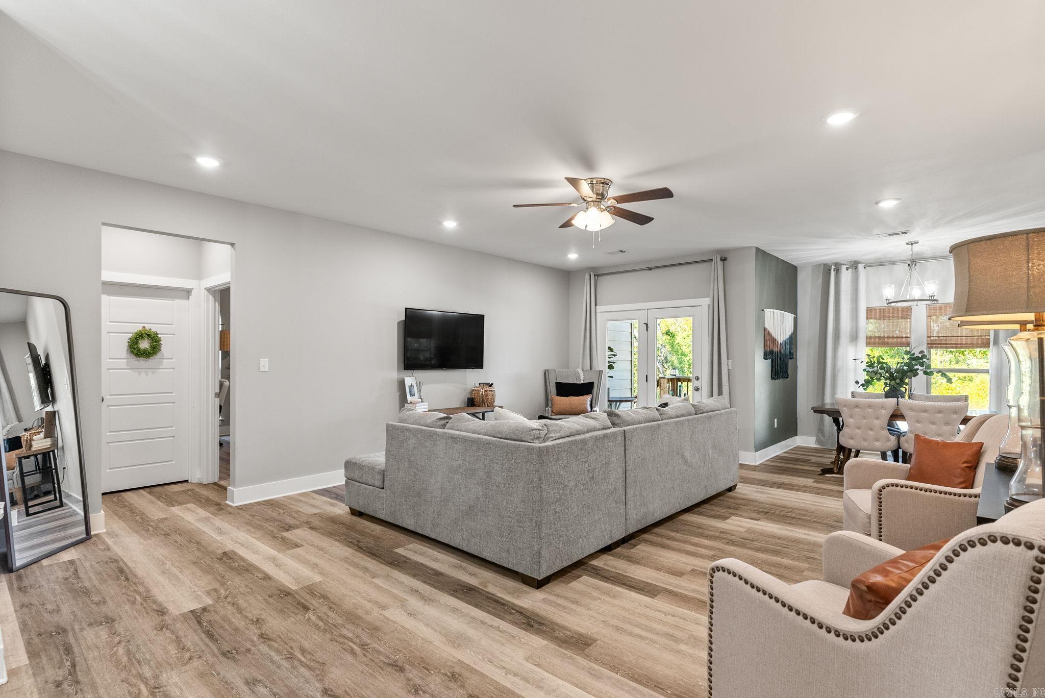 CANTEN COVE - Residential