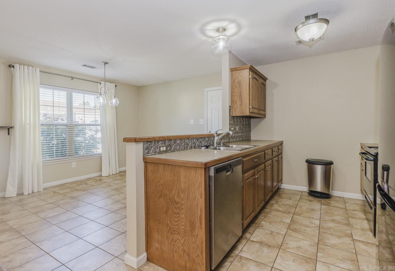 THE MEADOWS @ CENTENNIAL VALLEY - Residential