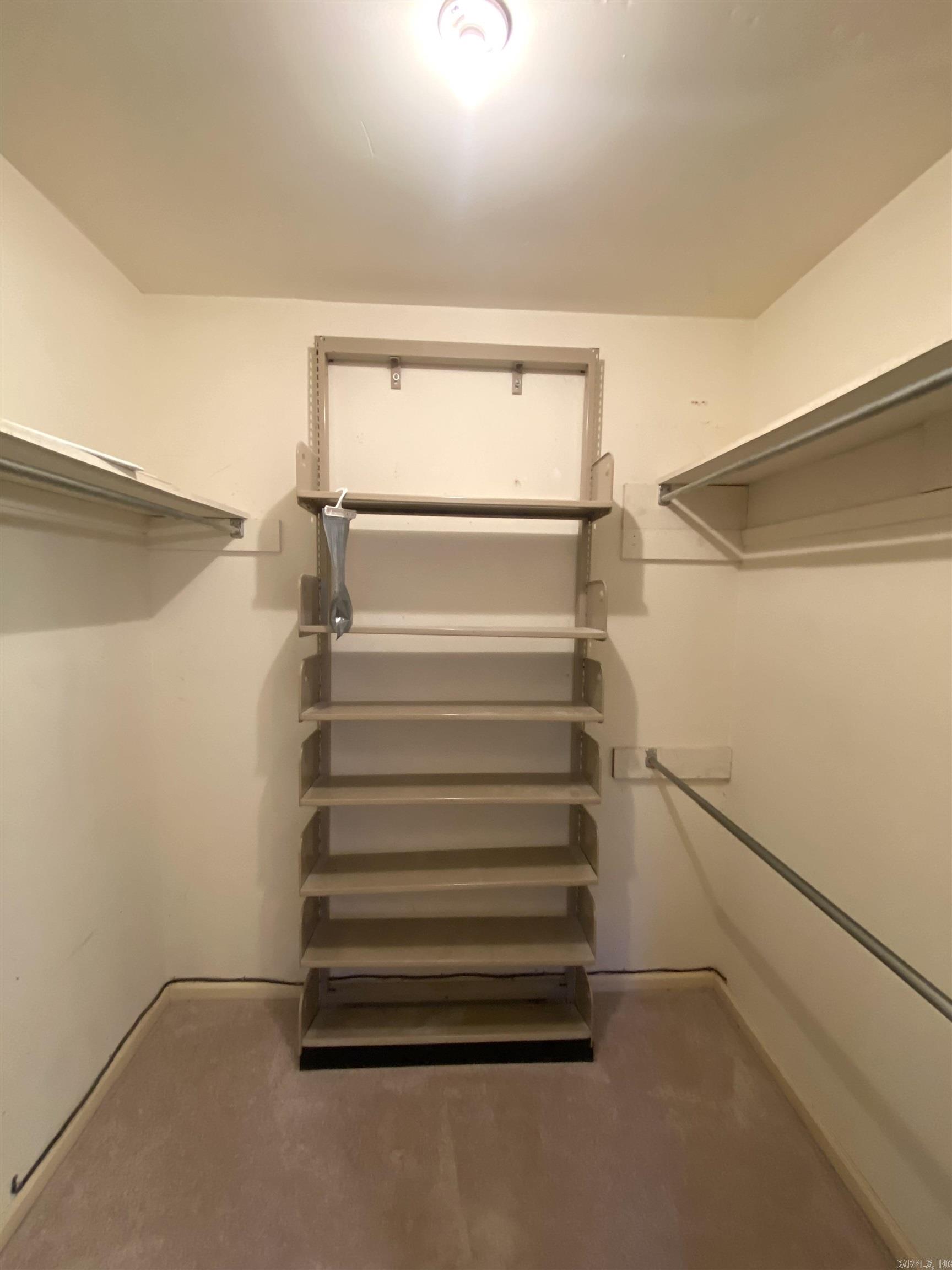 CASTLE RIDGE - Residential