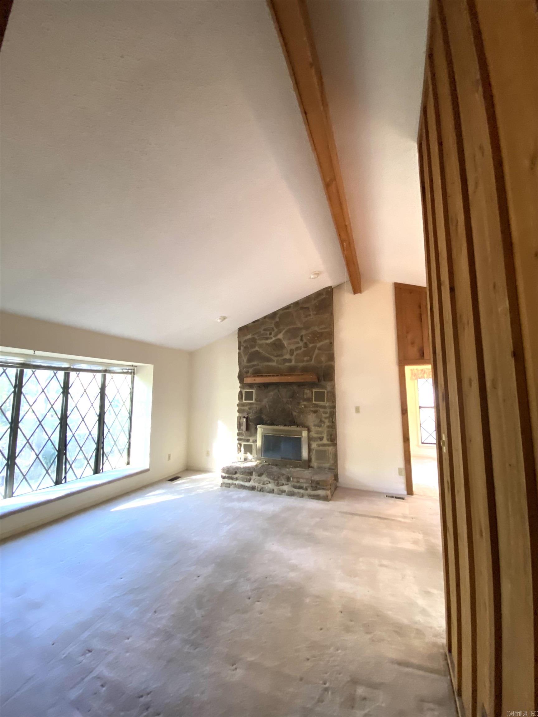 CASTLE RIDGE - Residential