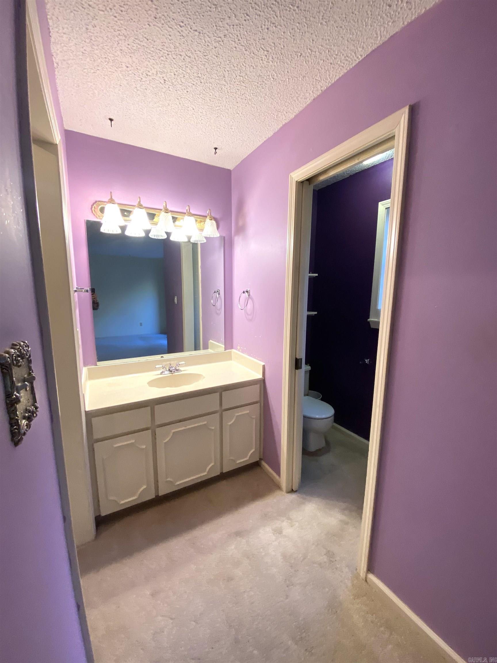 CASTLE RIDGE - Residential